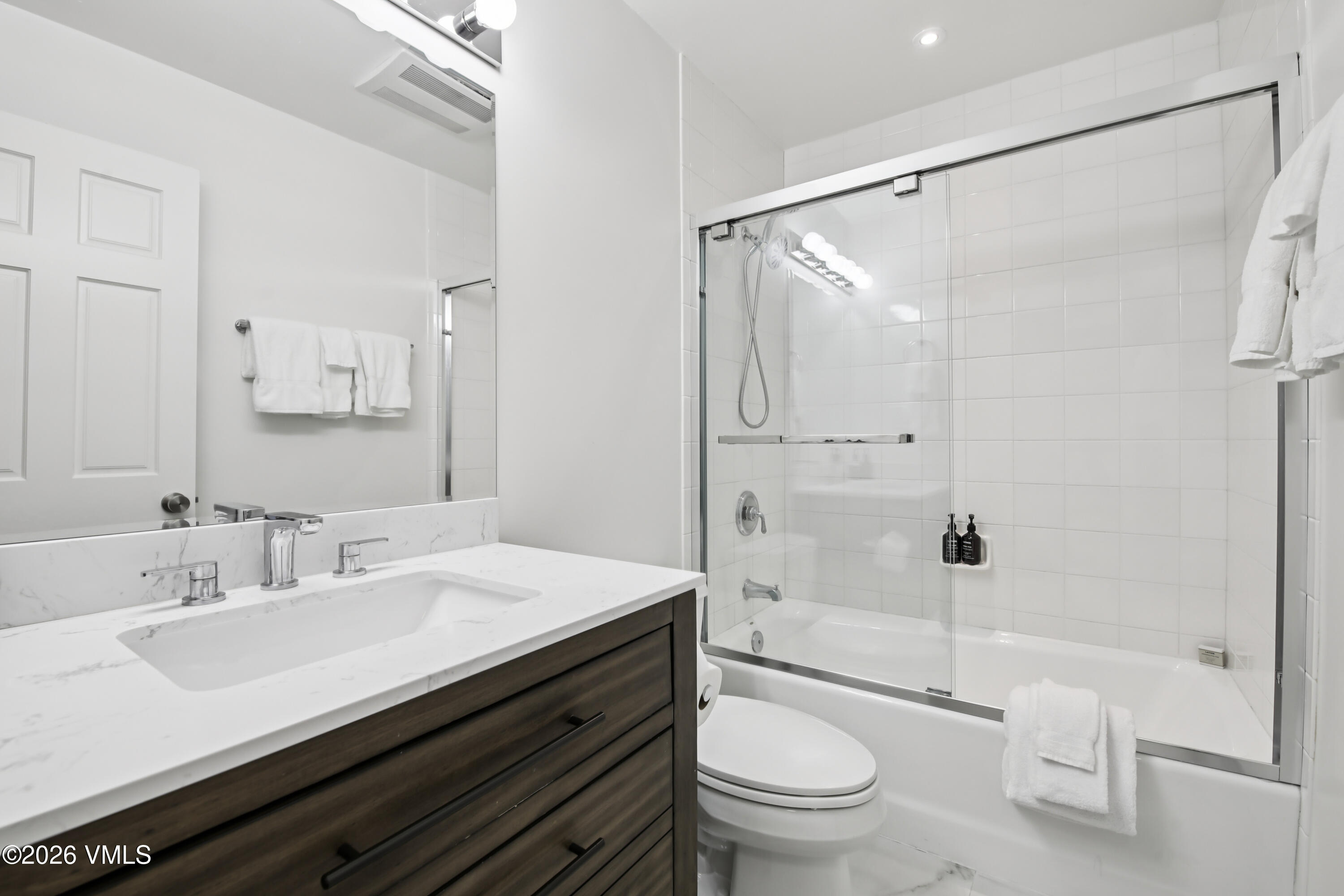 707 W Lionshead Circle B-6