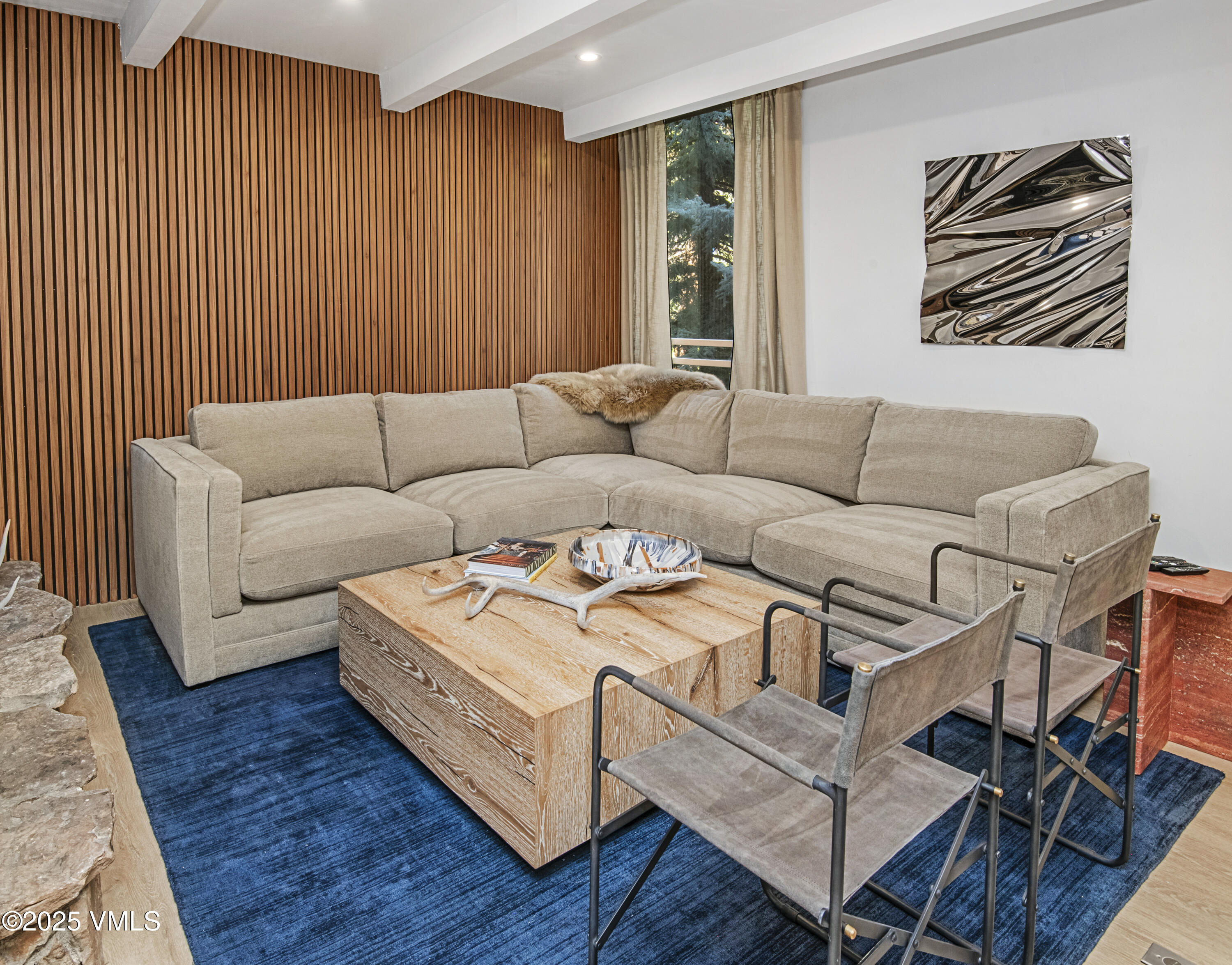 300 E Lionshead Circle 211