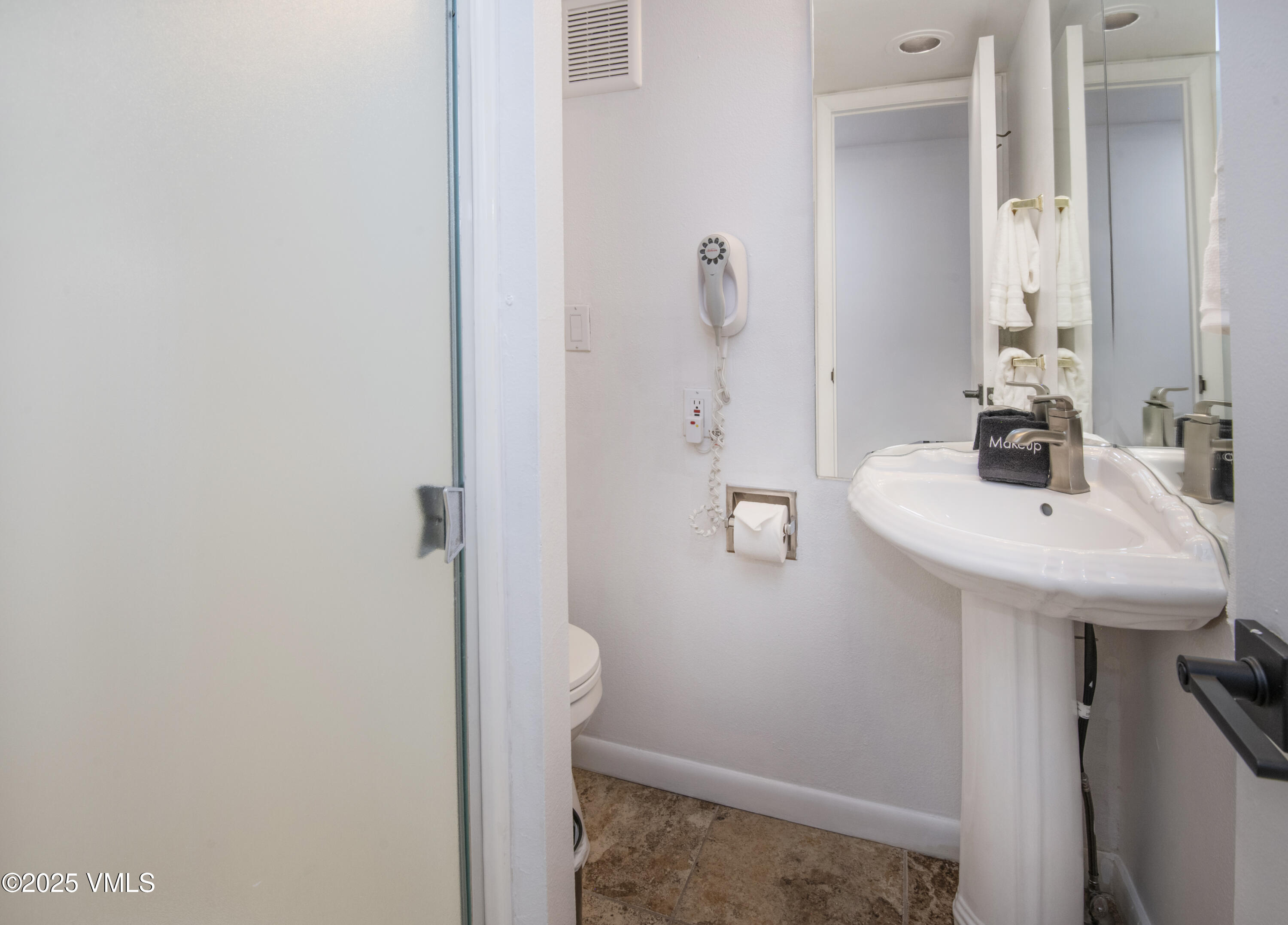 300 E Lionshead Circle 211