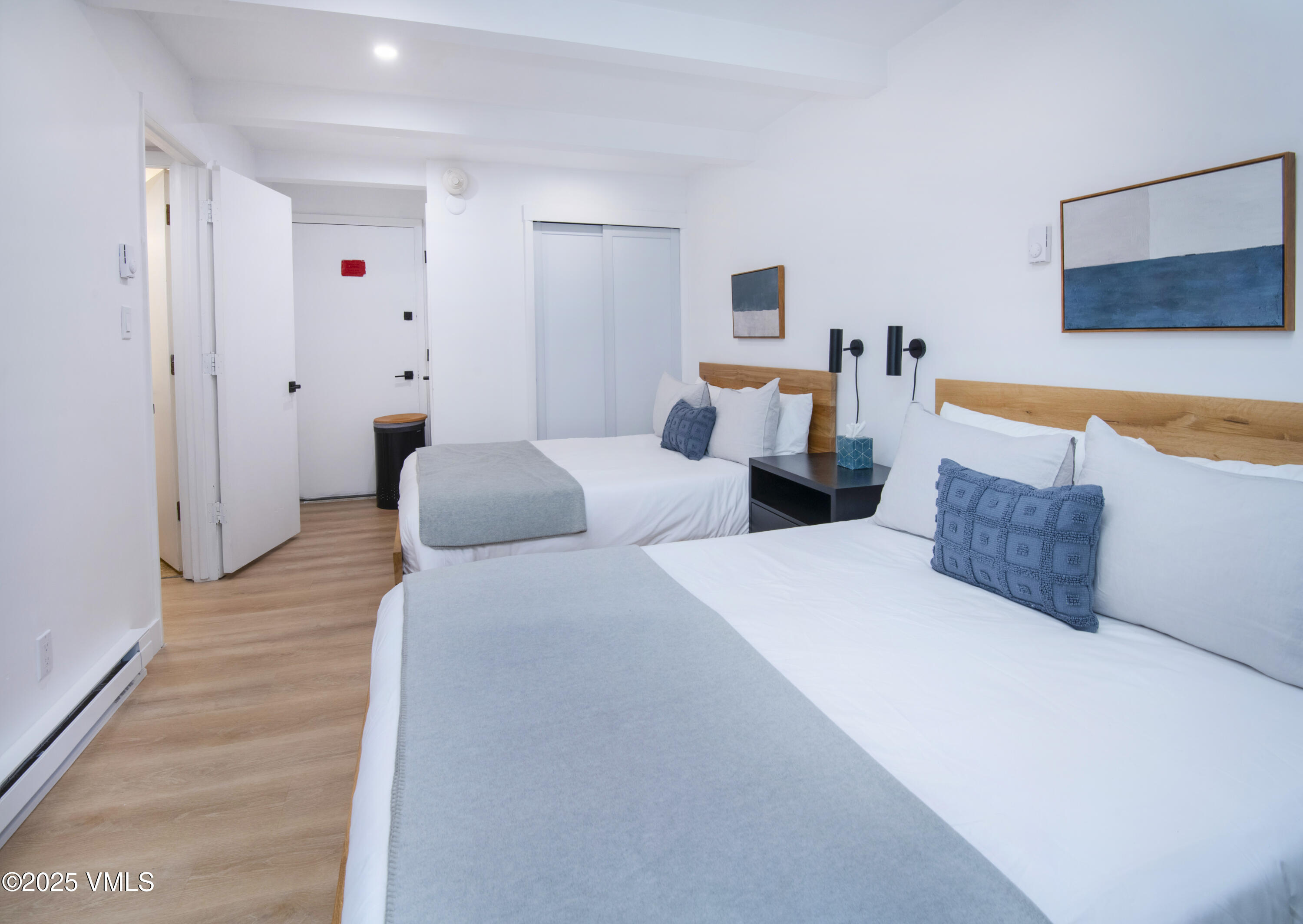 300 E Lionshead Circle 211