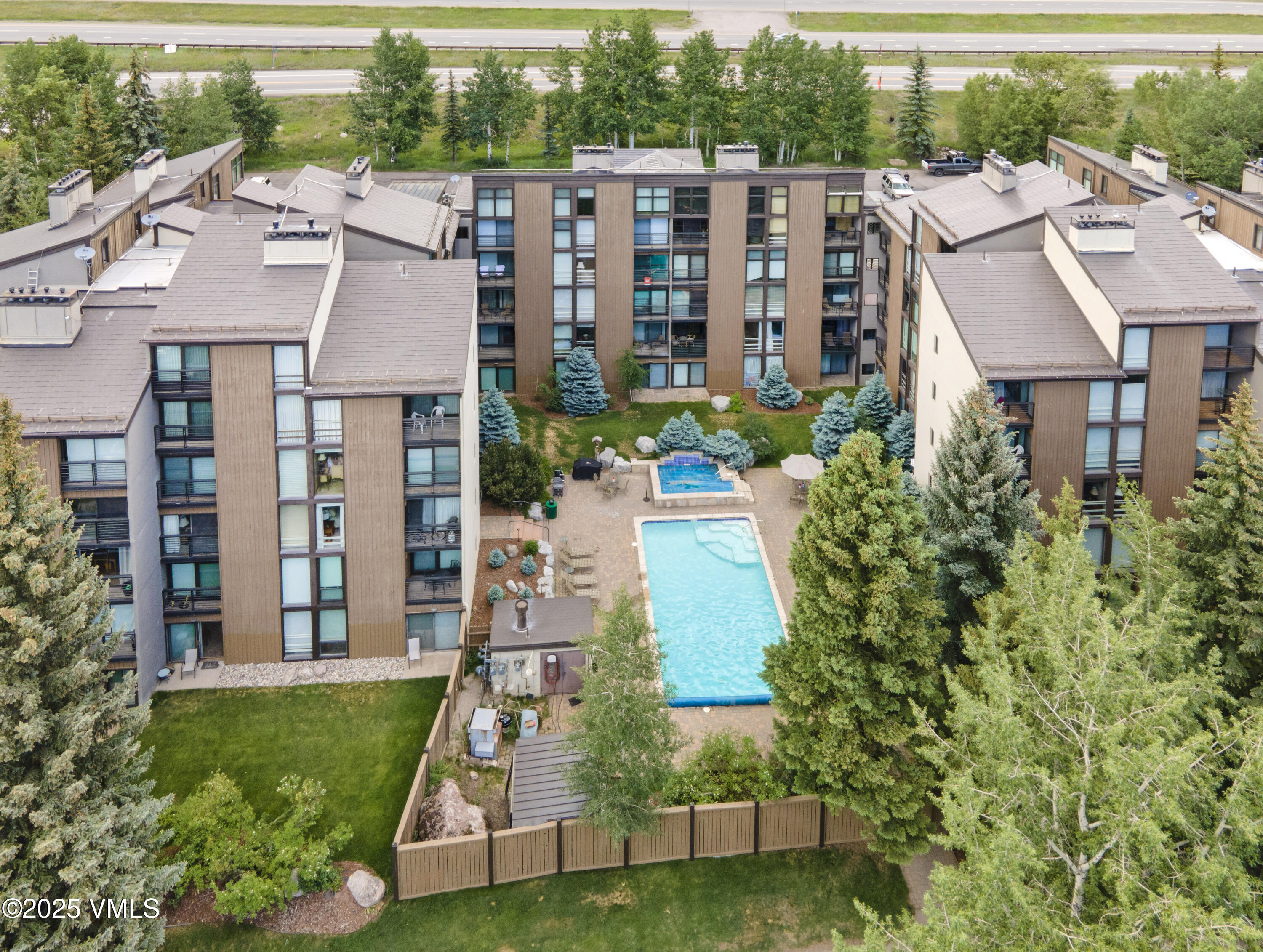 300 E Lionshead Circle 211