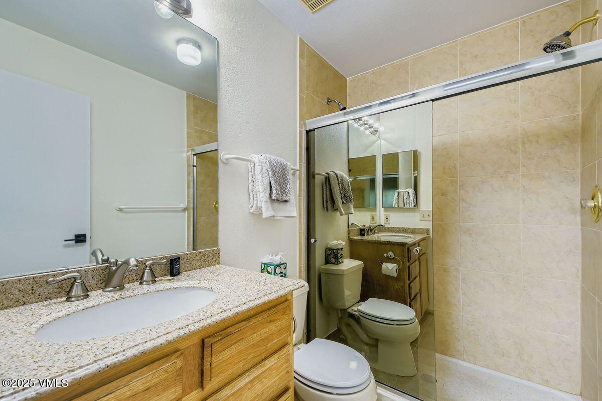 600 Nottingham Road 8