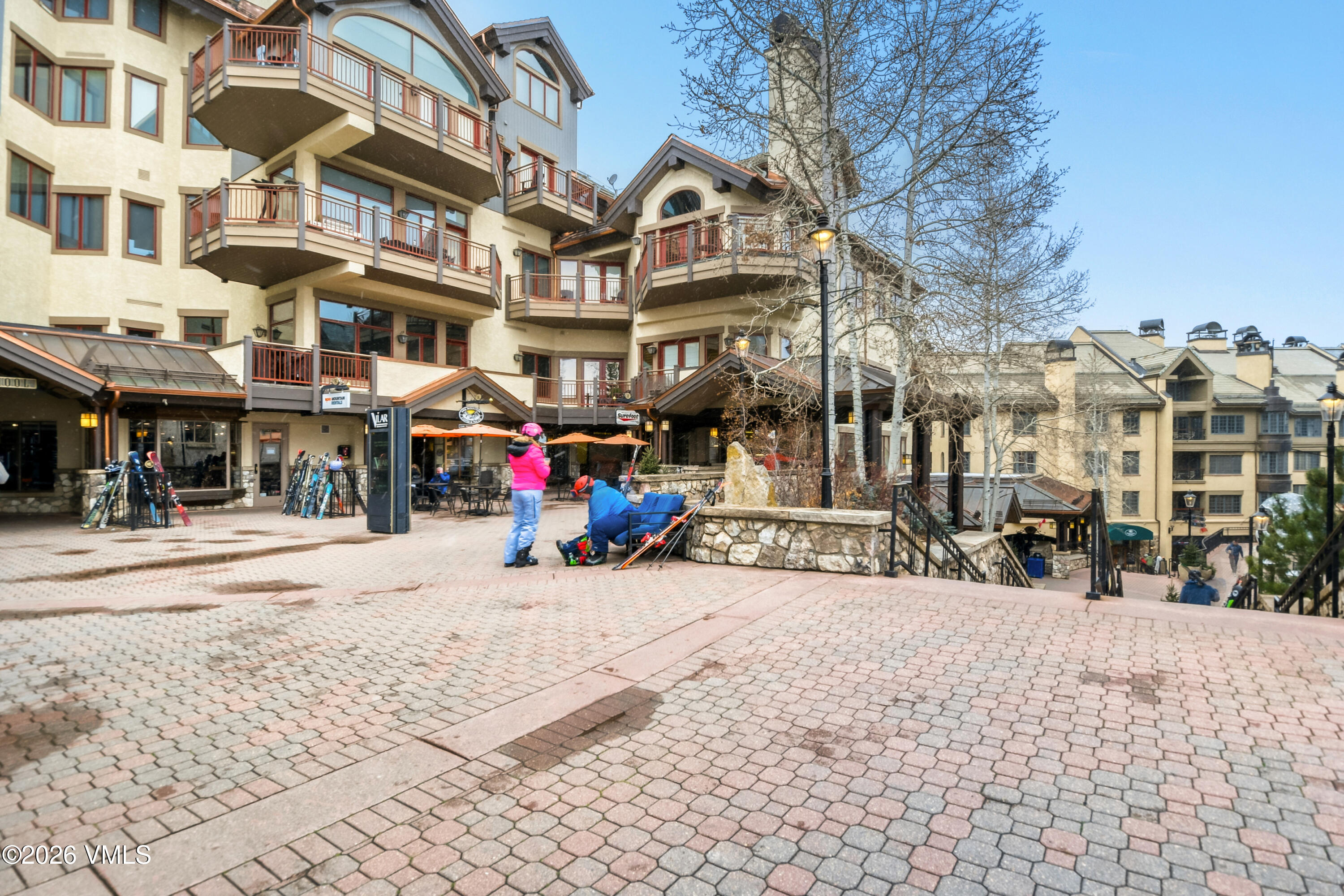 45 W Thomas Place R-17