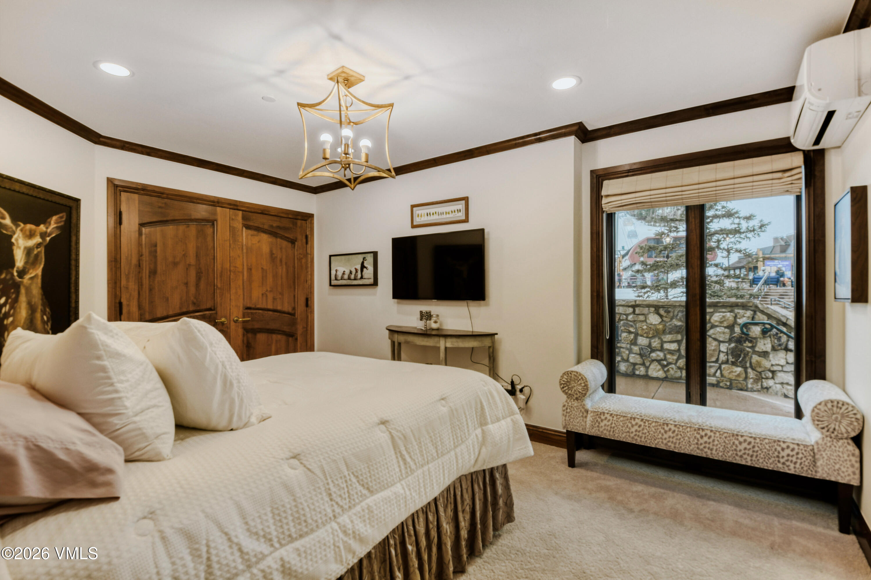 45 W Thomas Place R-17