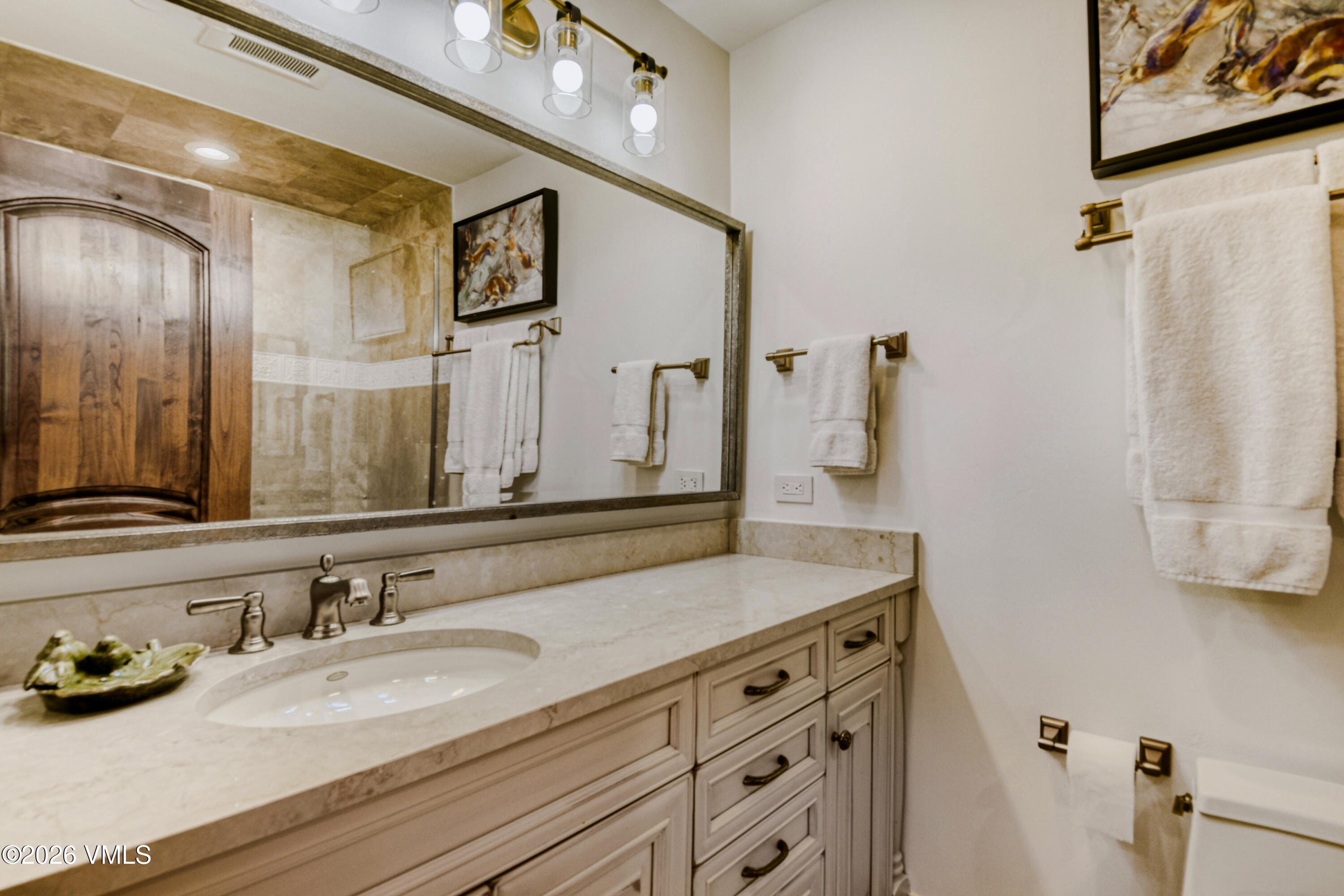 45 W Thomas Place R-17