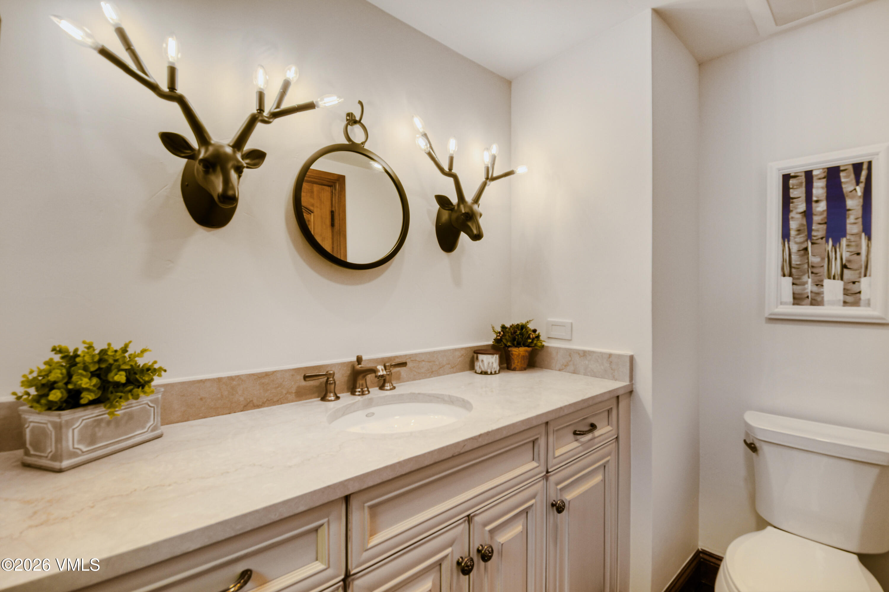 45 W Thomas Place R-17