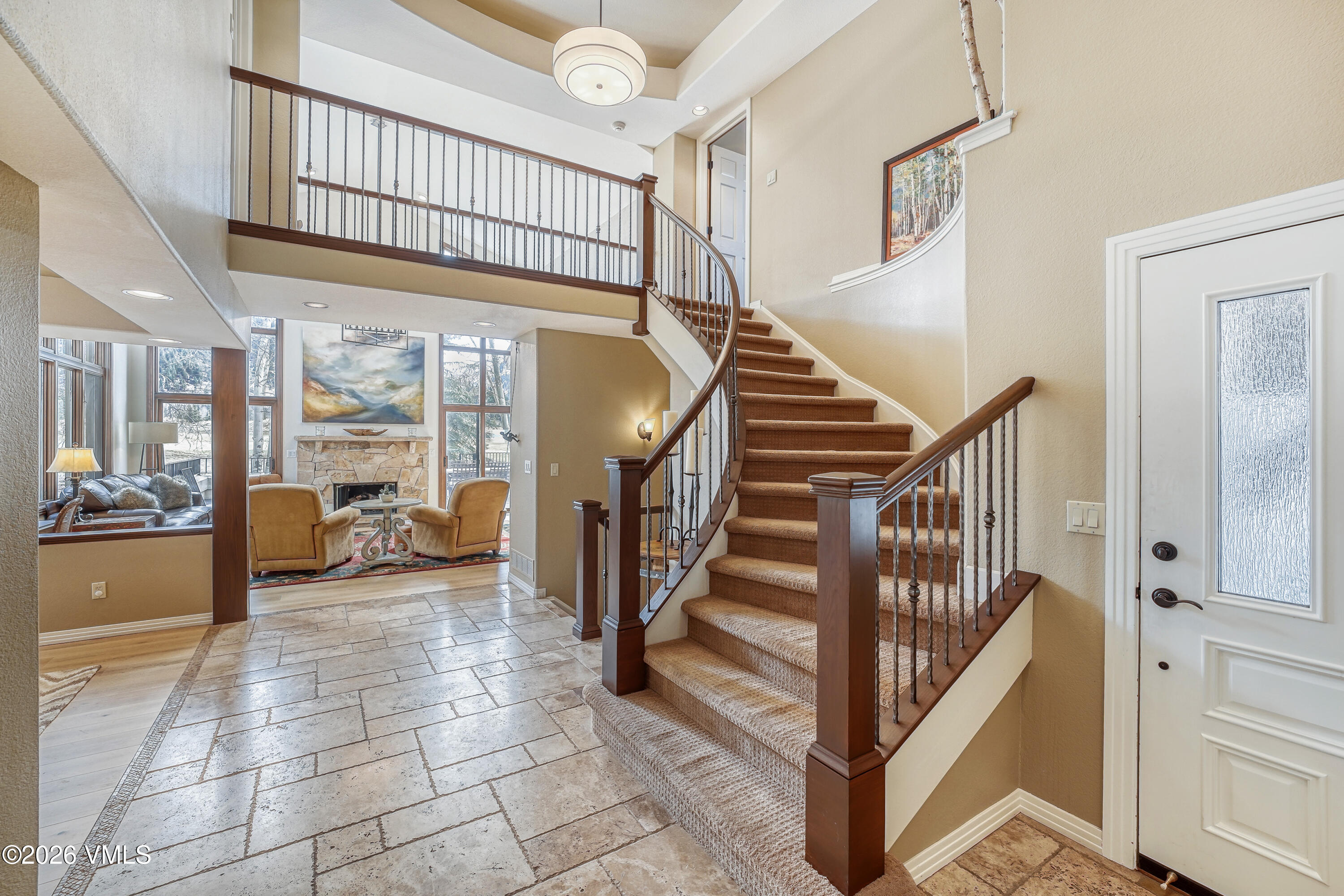 229 Riverbend Drive E