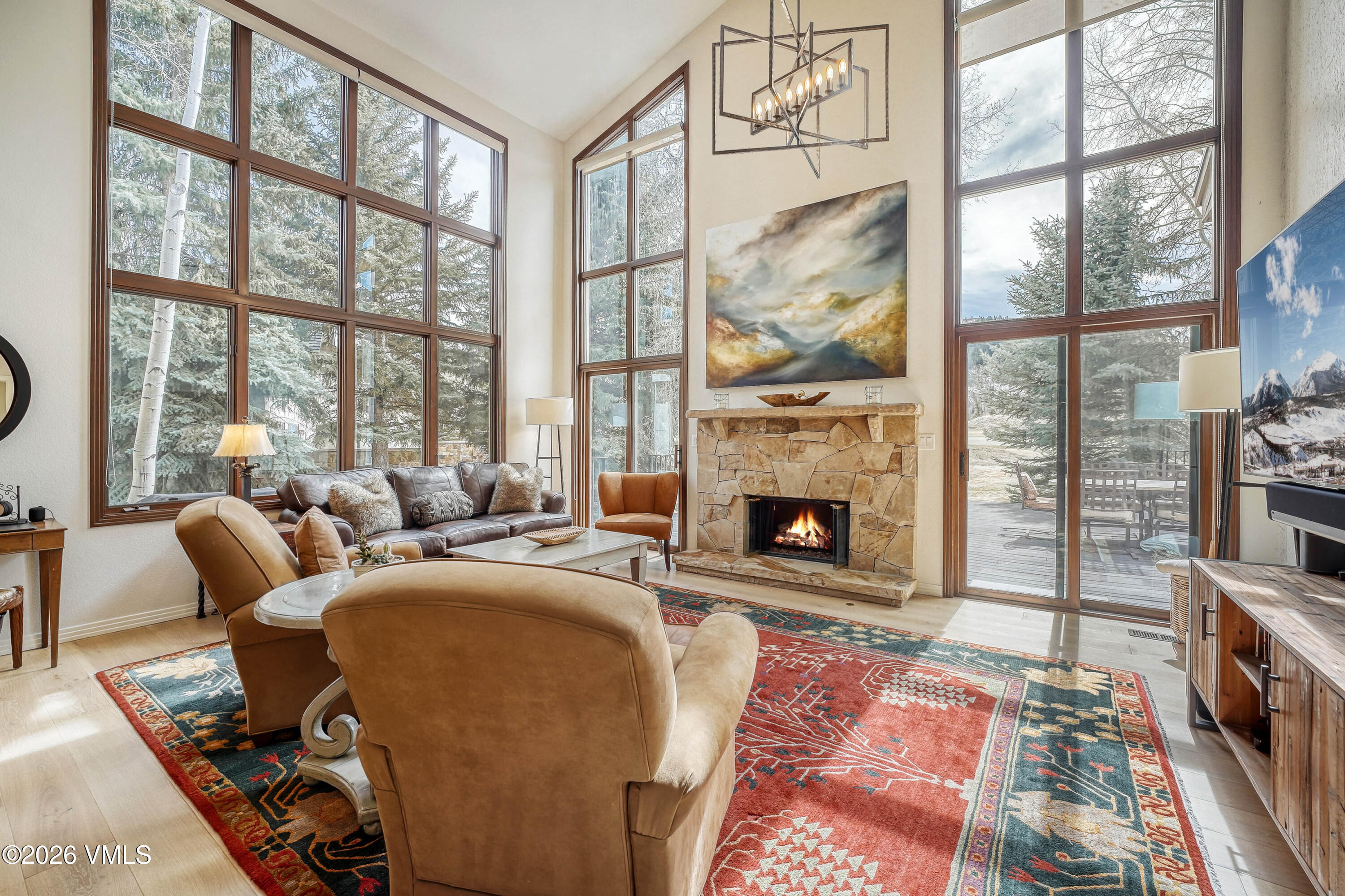 229 Riverbend Drive E