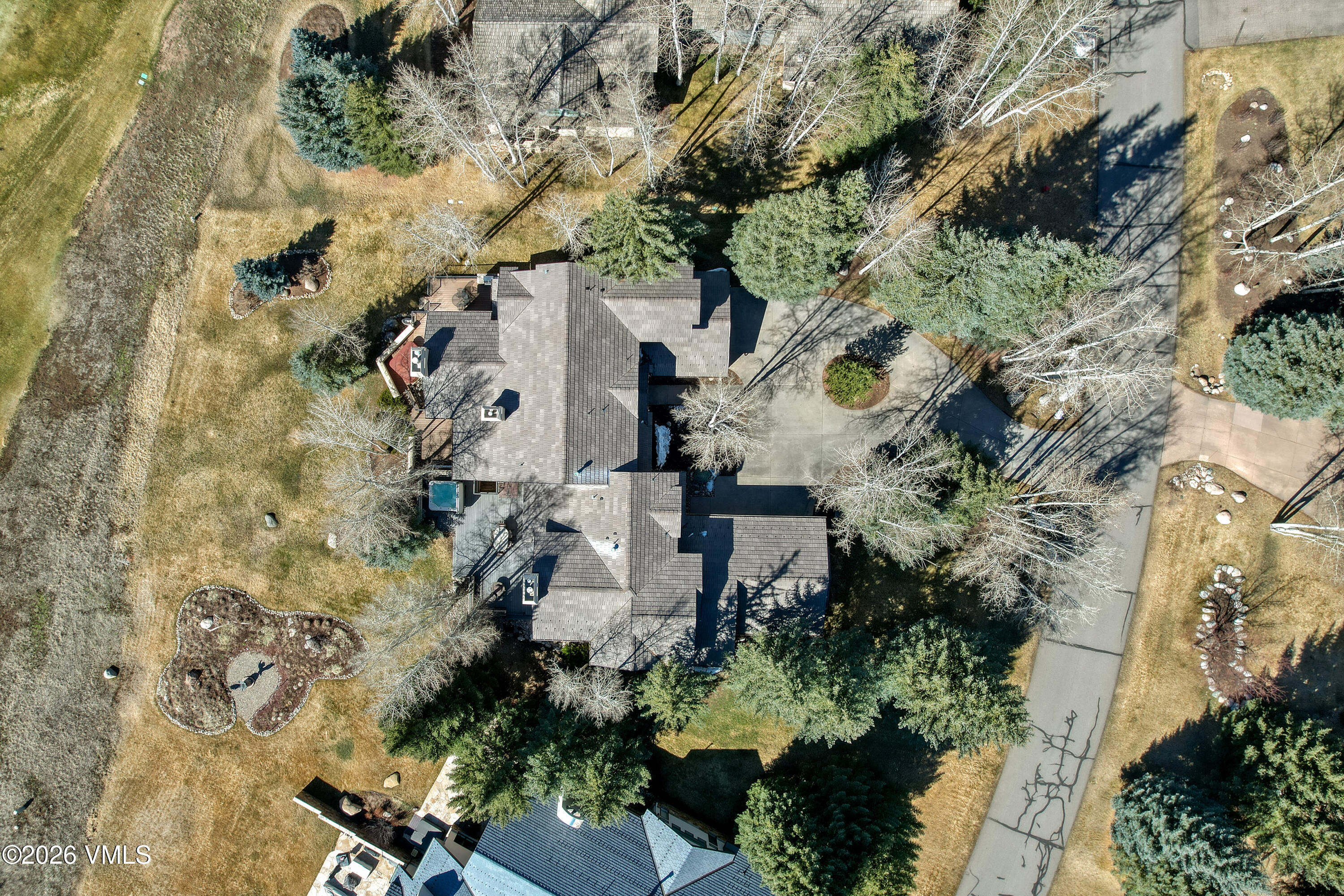 229 Riverbend Drive E