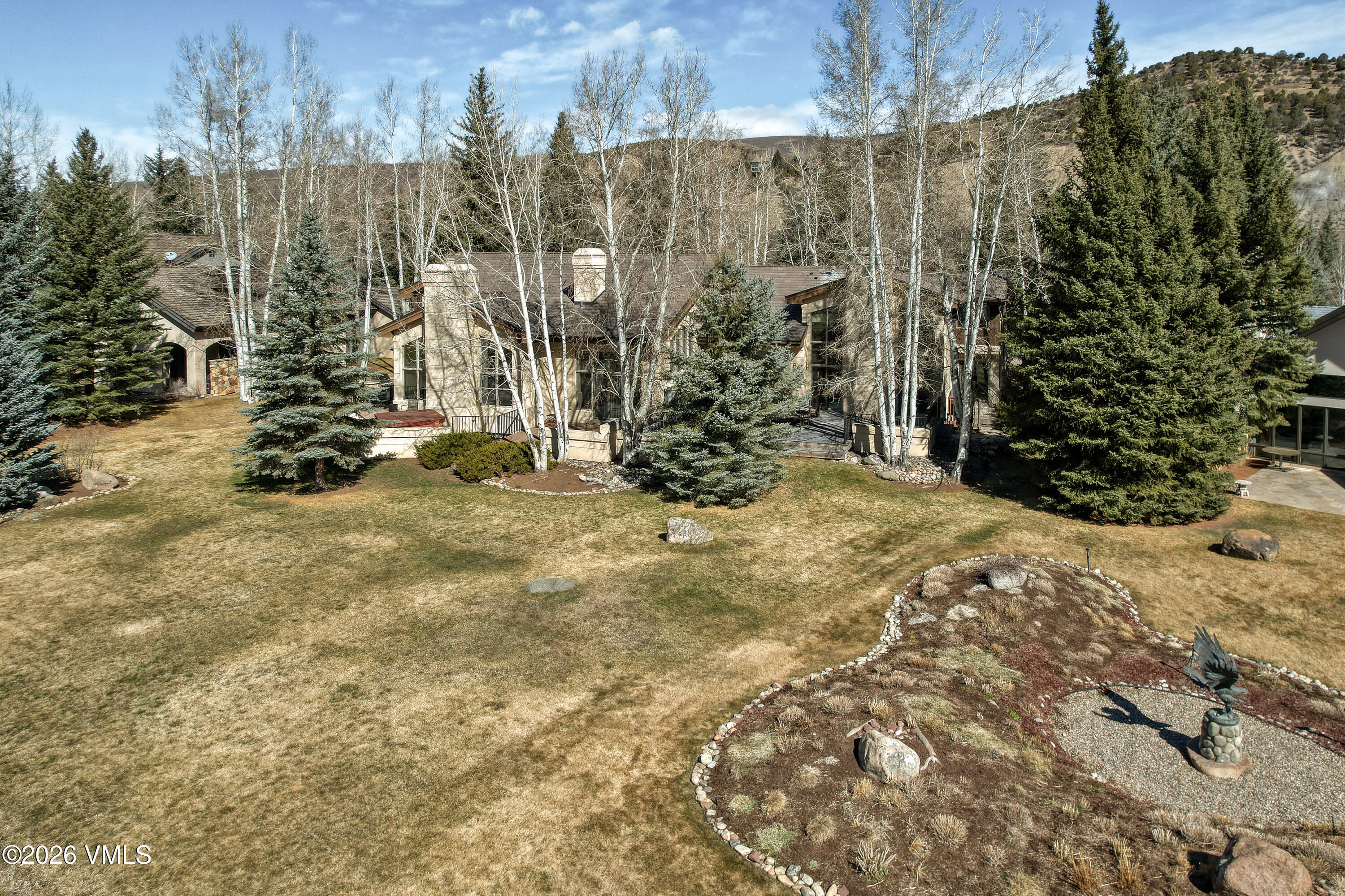 229 Riverbend Drive E