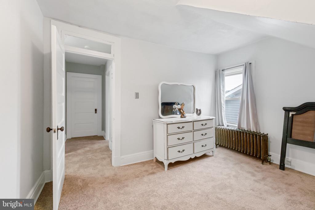 16 S CORNELL AVENUE