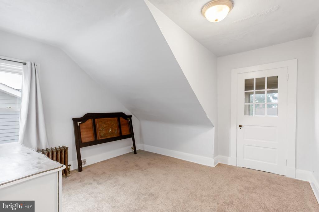 16 S CORNELL AVENUE