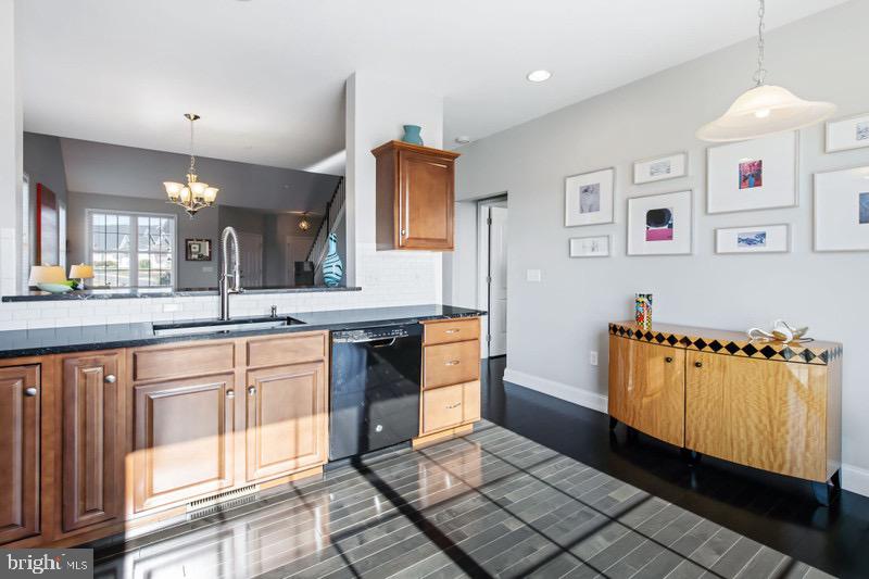 173 COPPERSTONE COURT