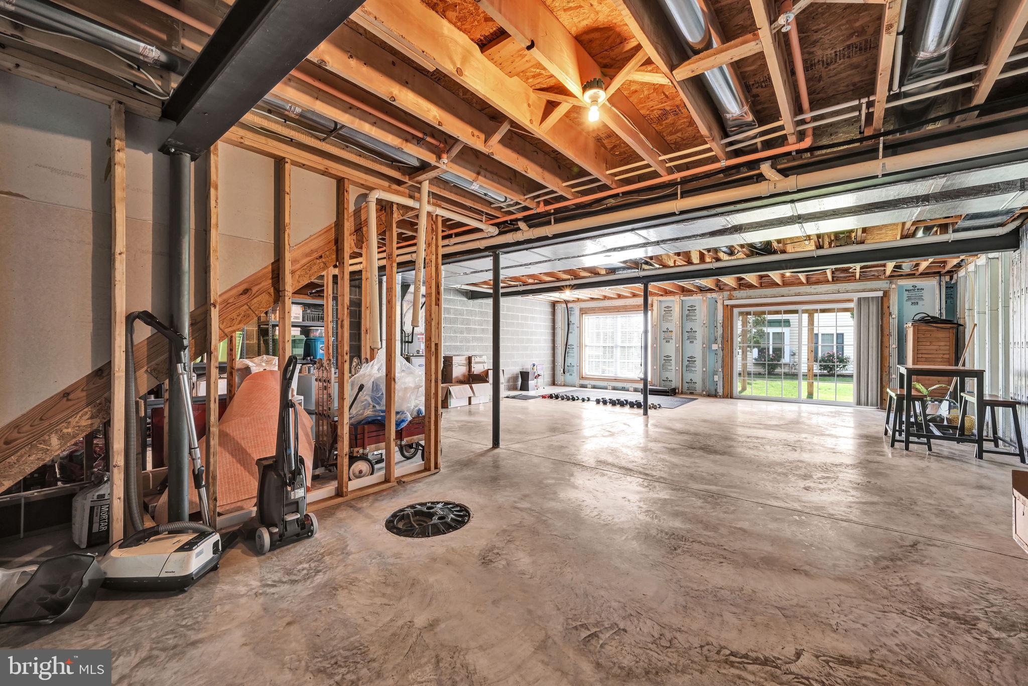 173 COPPERSTONE COURT