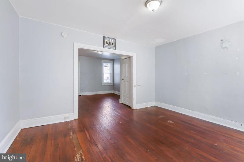 319 W MIFFLIN STREET