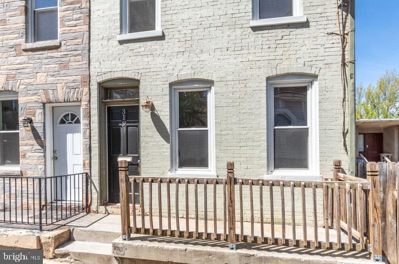 319 W MIFFLIN STREET