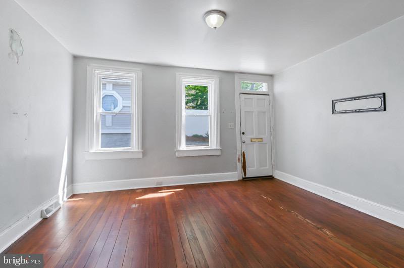 319 W MIFFLIN STREET