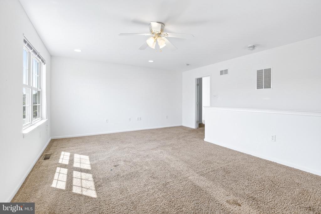 17 RUMFORD COURT