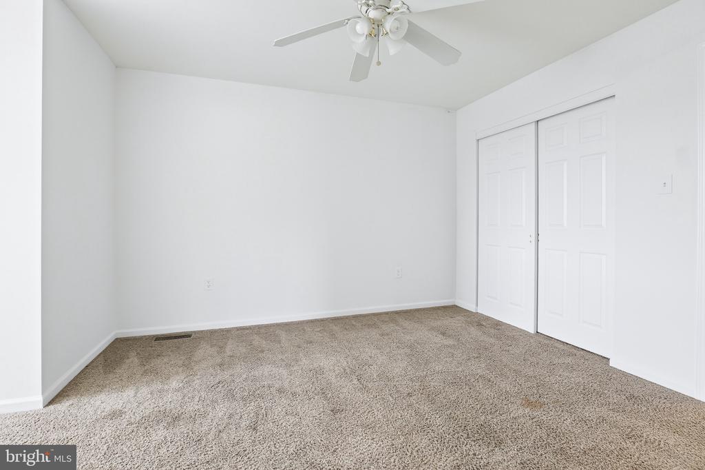 17 RUMFORD COURT