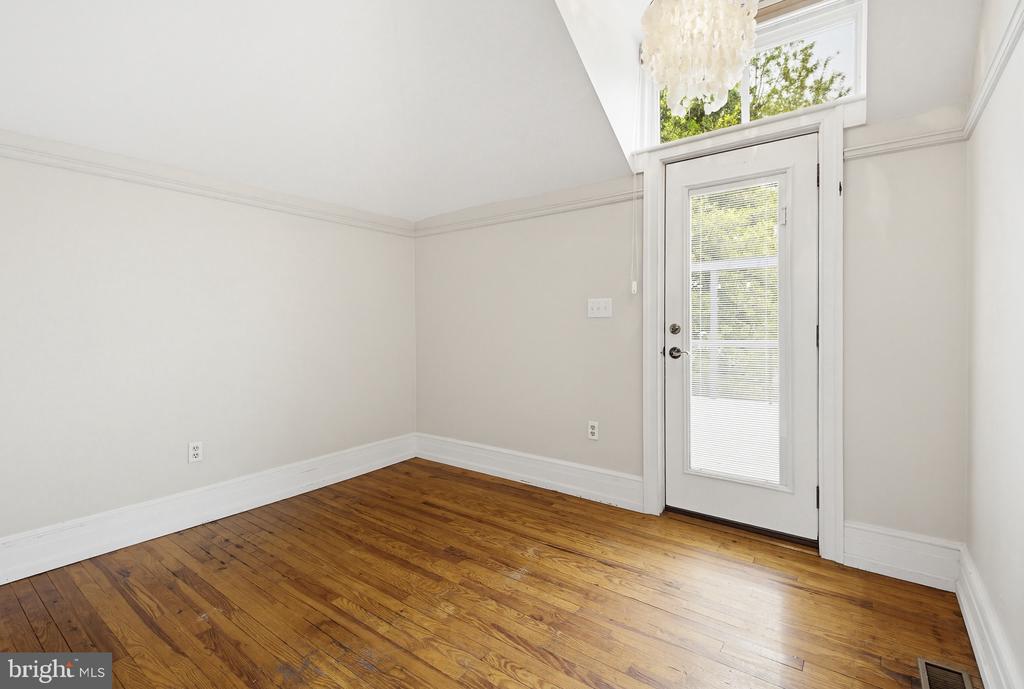 432 W MARION STREET
