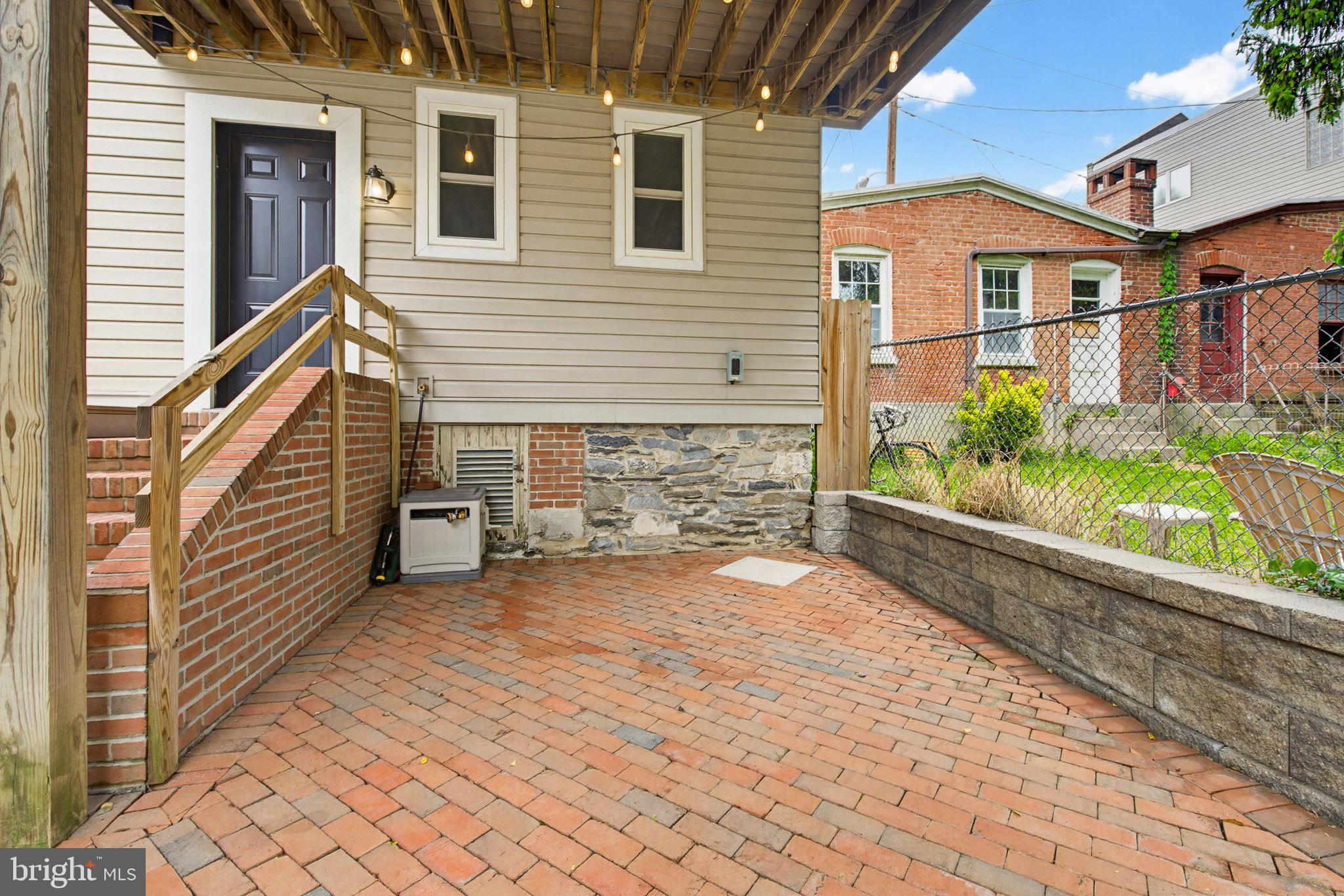 432 W MARION STREET