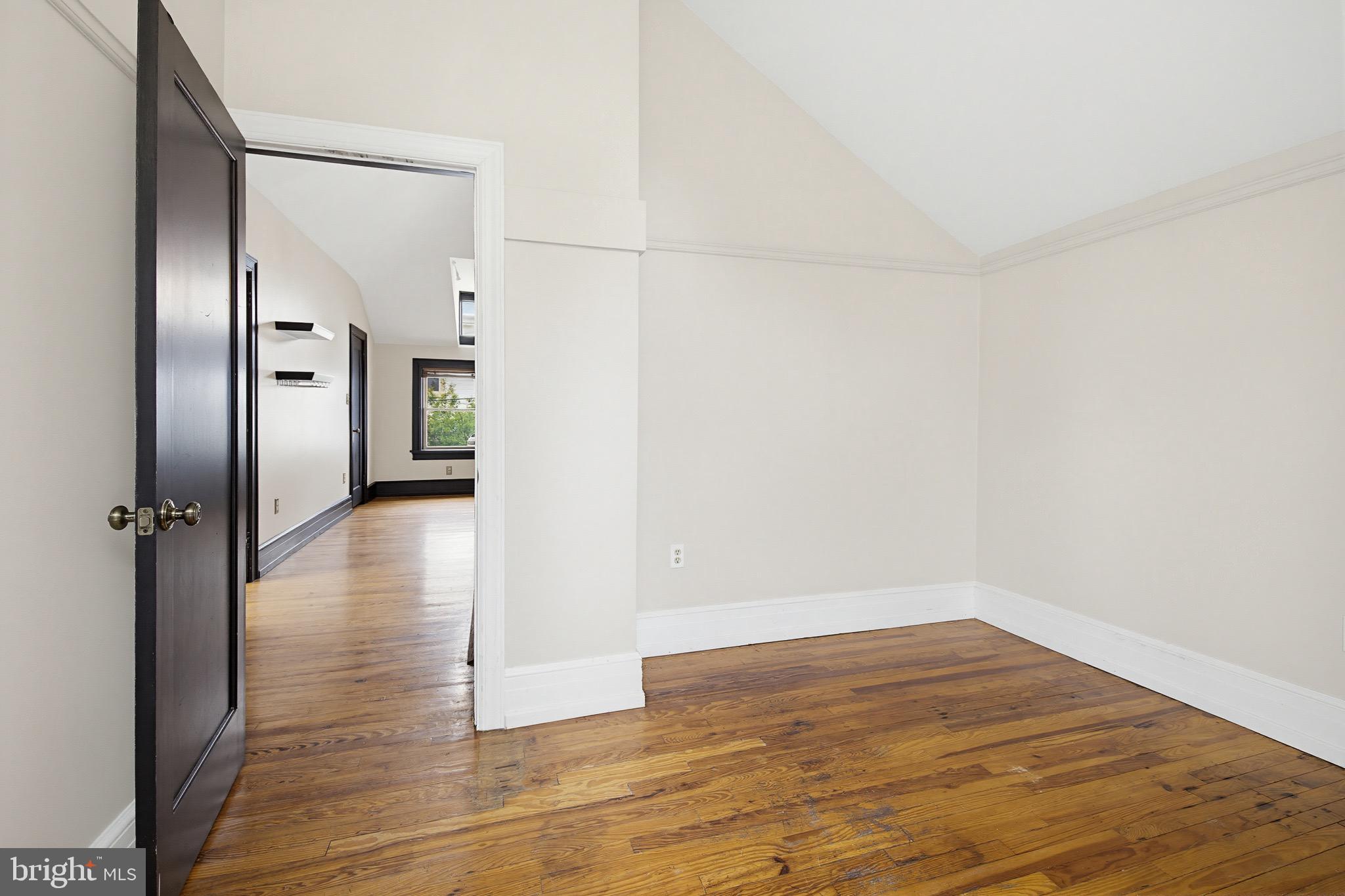 432 W MARION STREET