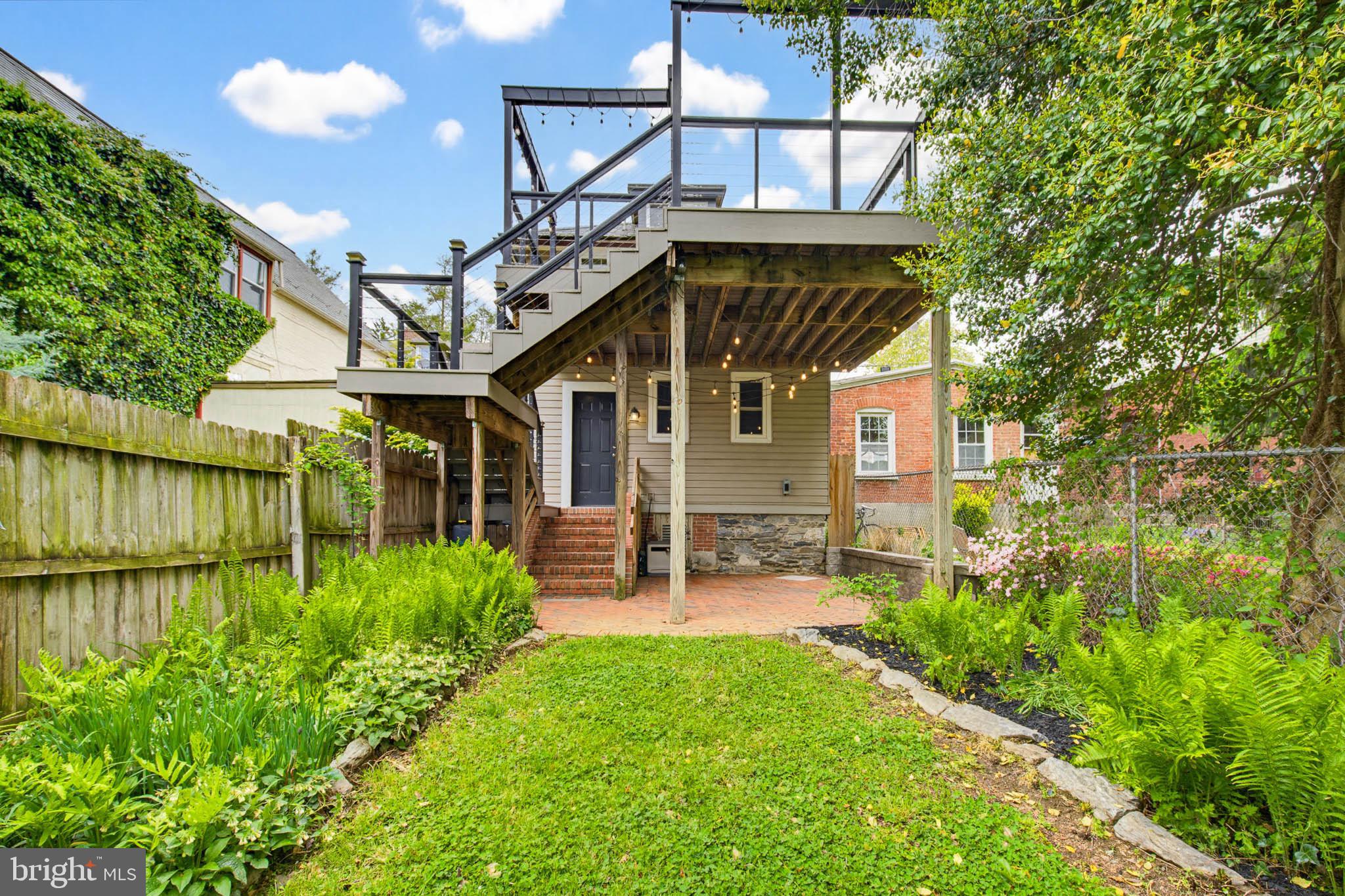 432 W MARION STREET