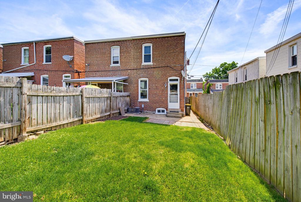 139 CRYSTAL STREET