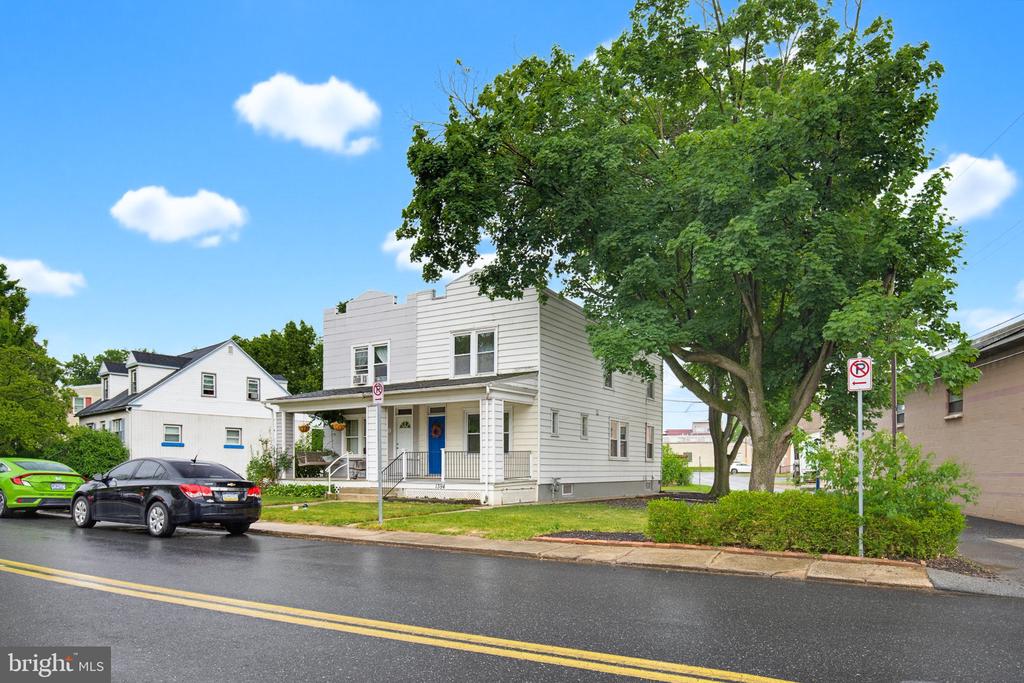 1394 ORCHARD STREET
