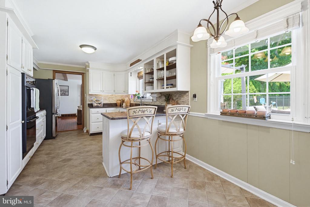 1349 COUNTRY CLUB DRIVE