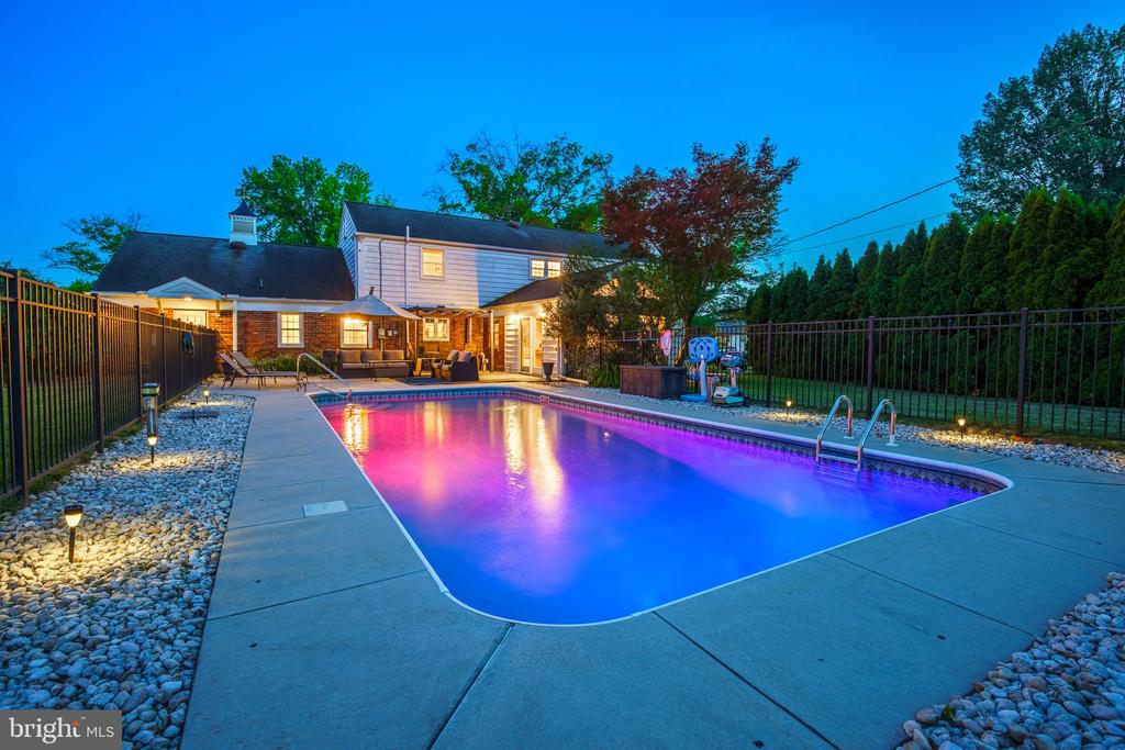 1349 COUNTRY CLUB DRIVE