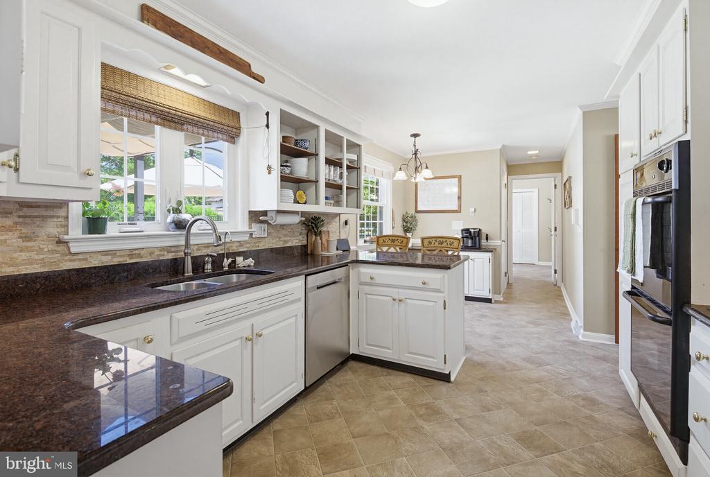 1349 COUNTRY CLUB DRIVE