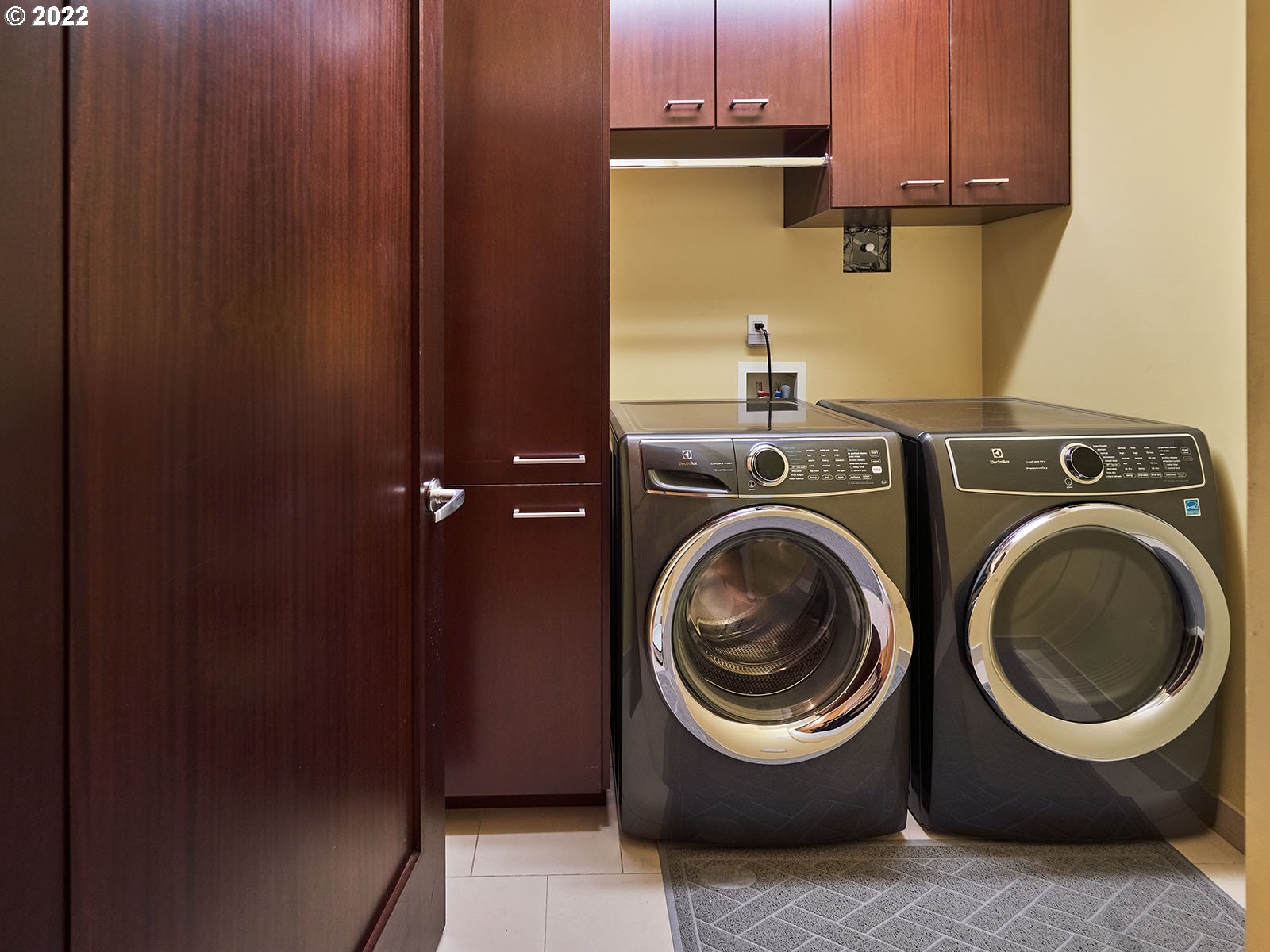 1001 NW LOVEJOY ST Unit: 410