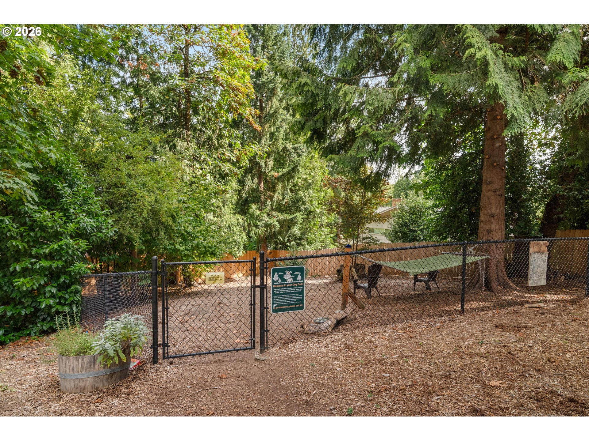 4880 SW SCHOLLS FERRY RD 32