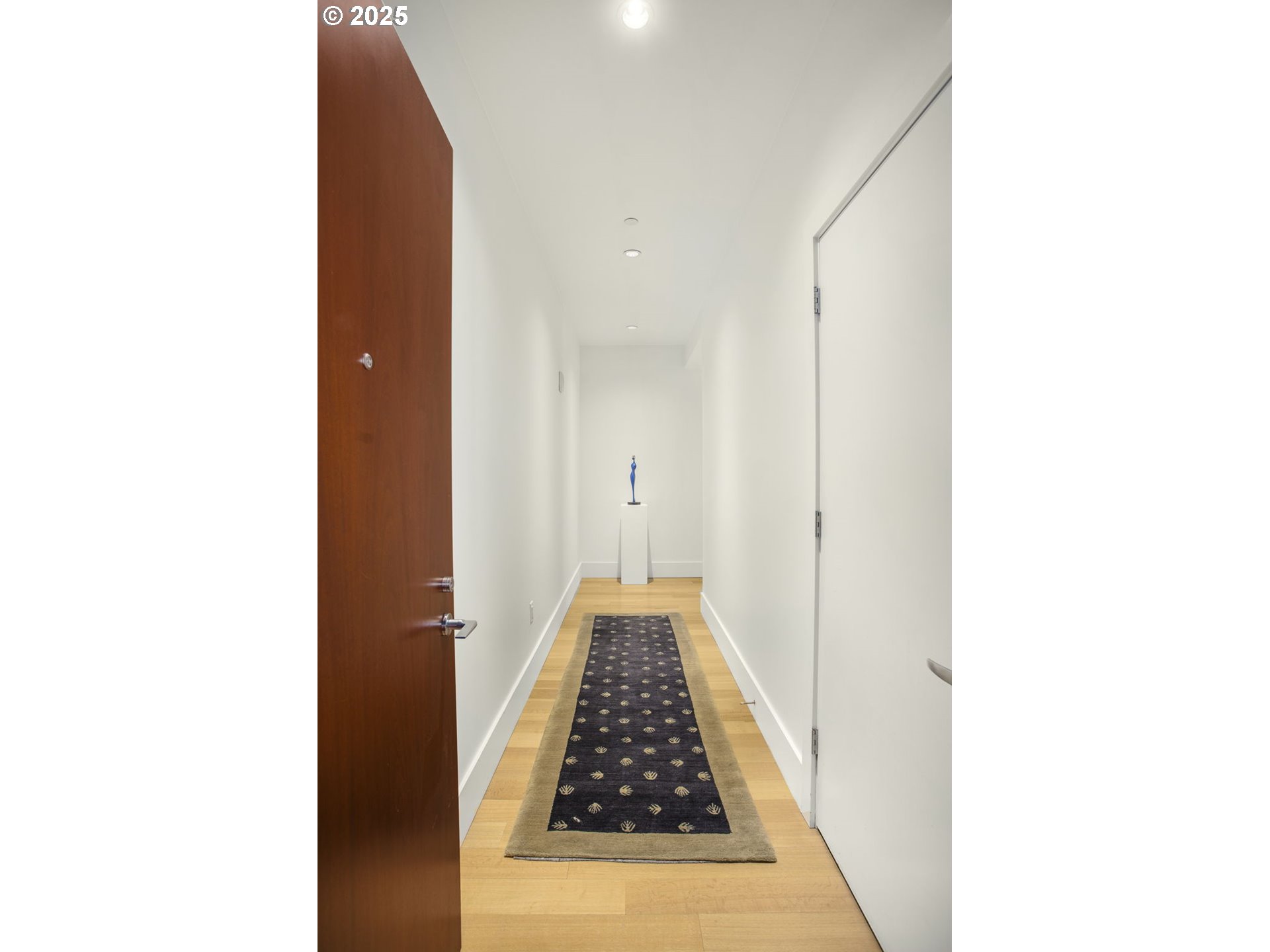 1001 NW LOVEJOY ST 609