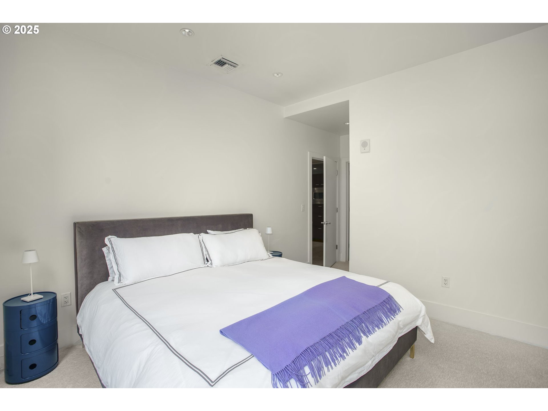 1001 NW LOVEJOY ST 609