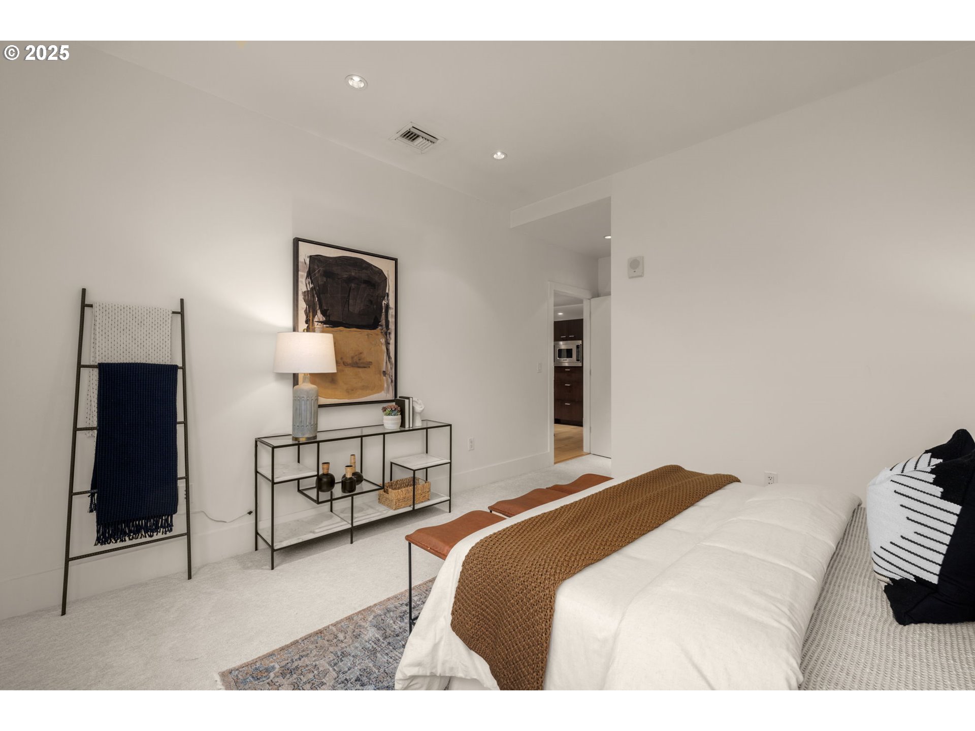 1001 NW LOVEJOY ST 609