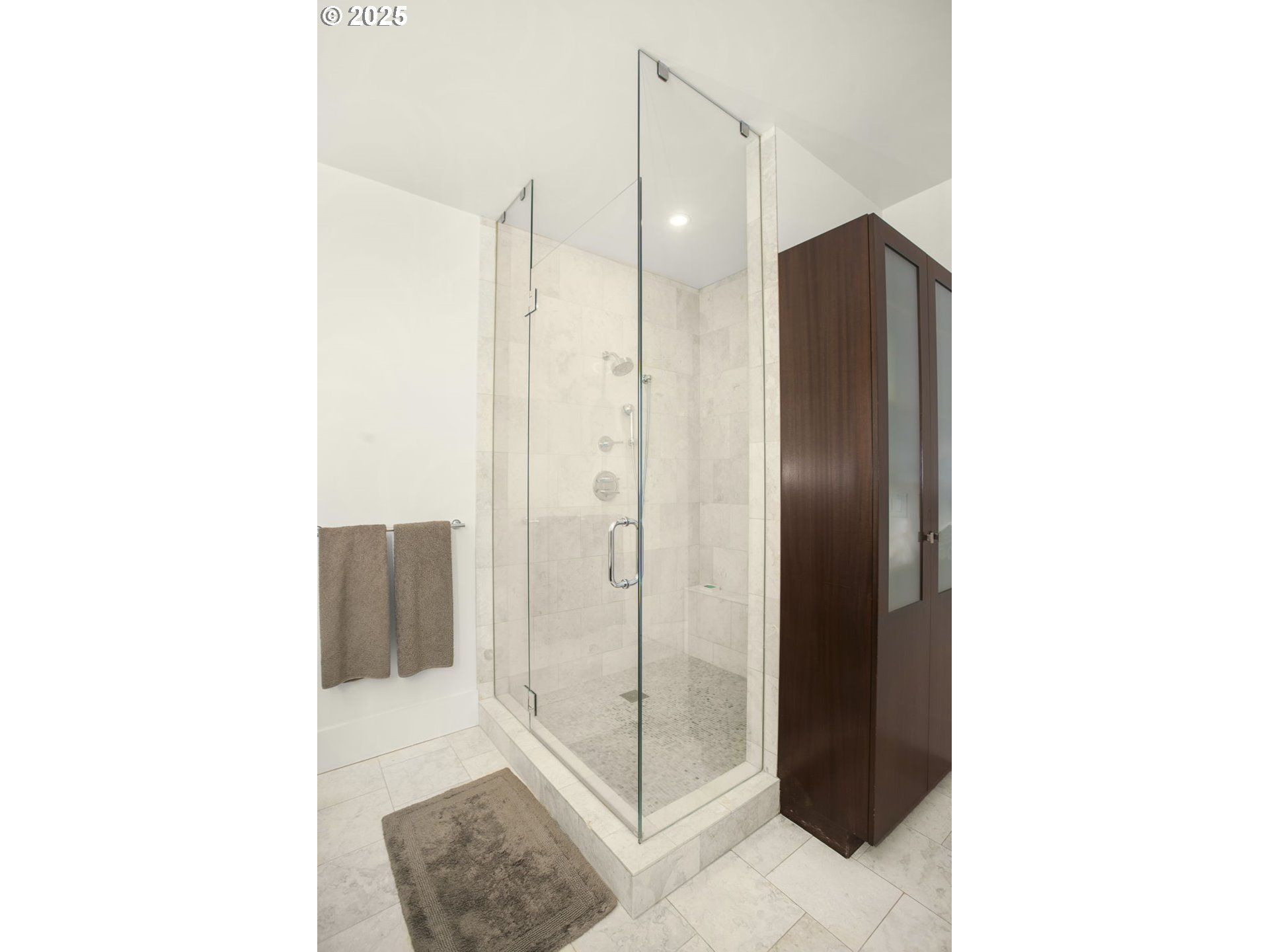 1001 NW LOVEJOY ST 609