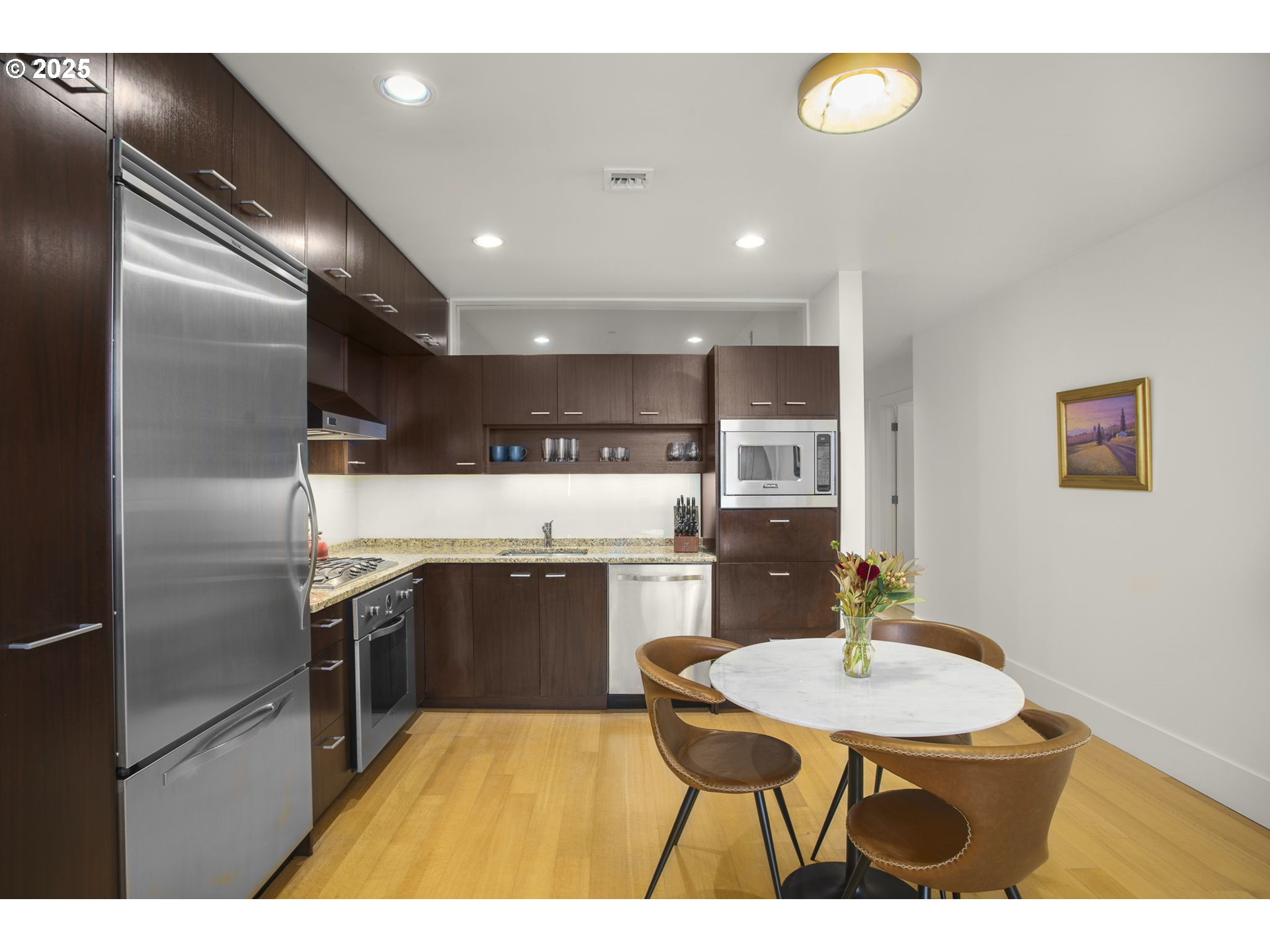 1001 NW LOVEJOY ST 609