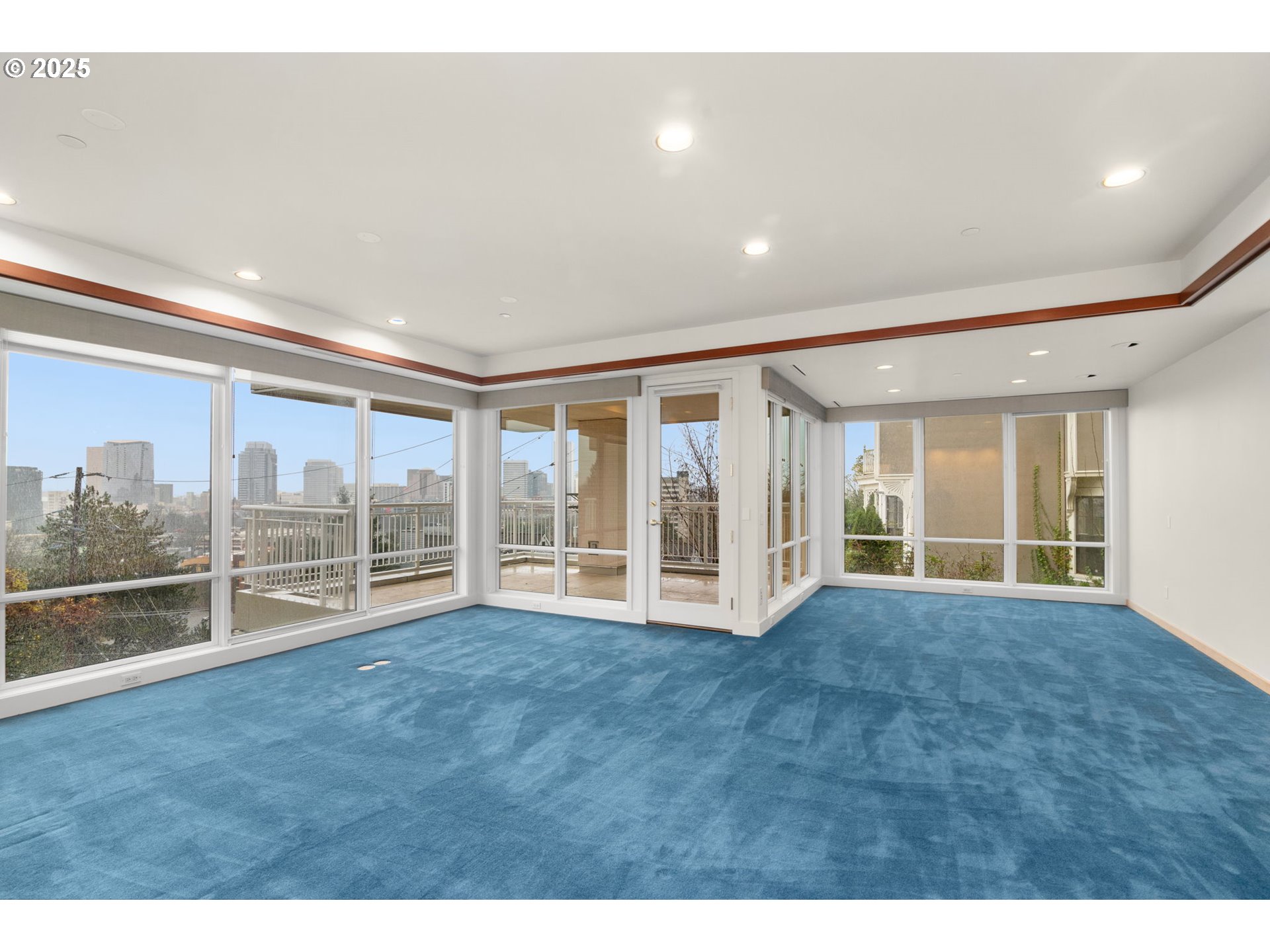 2020 SW MARKET STREET DR 101