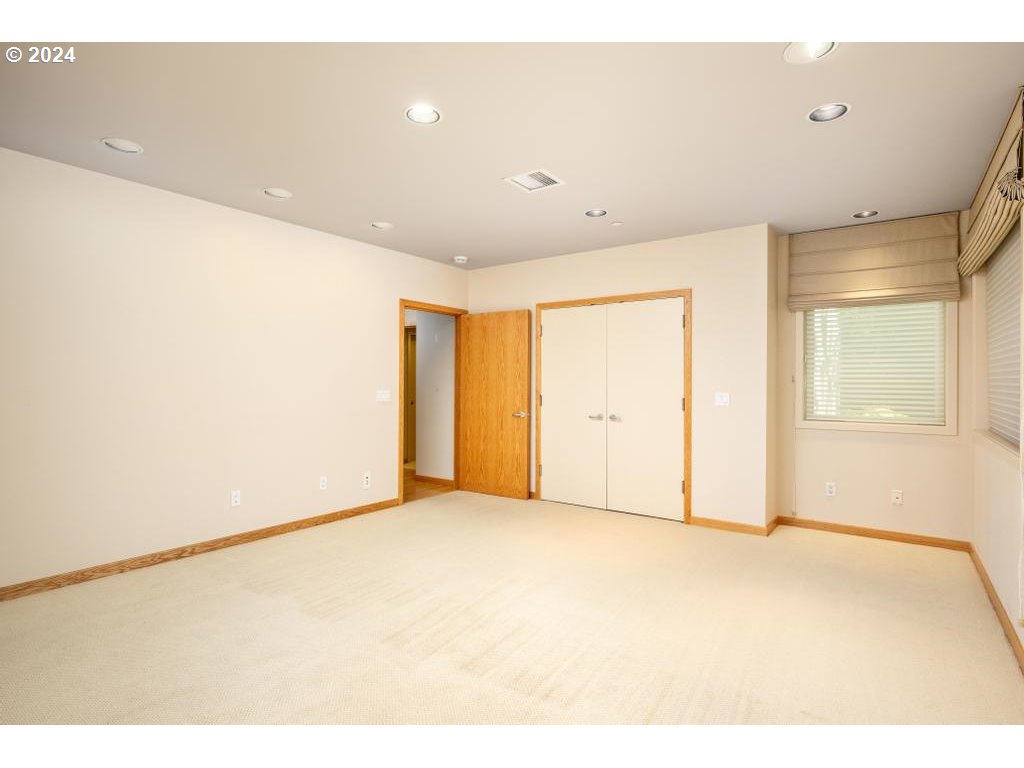 2020 SW MARKET STREET DR 101