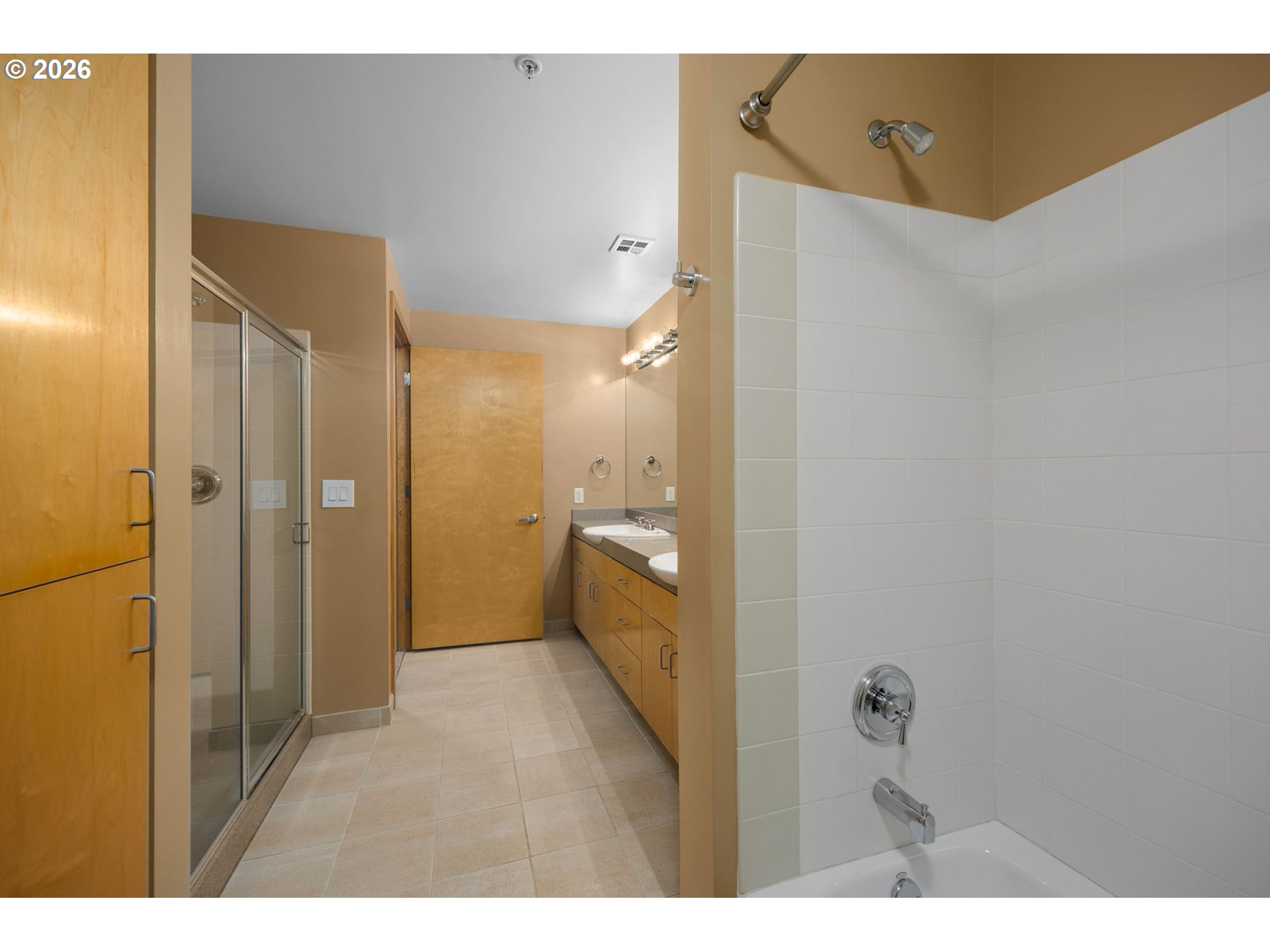 820 NW 12TH AVE 518