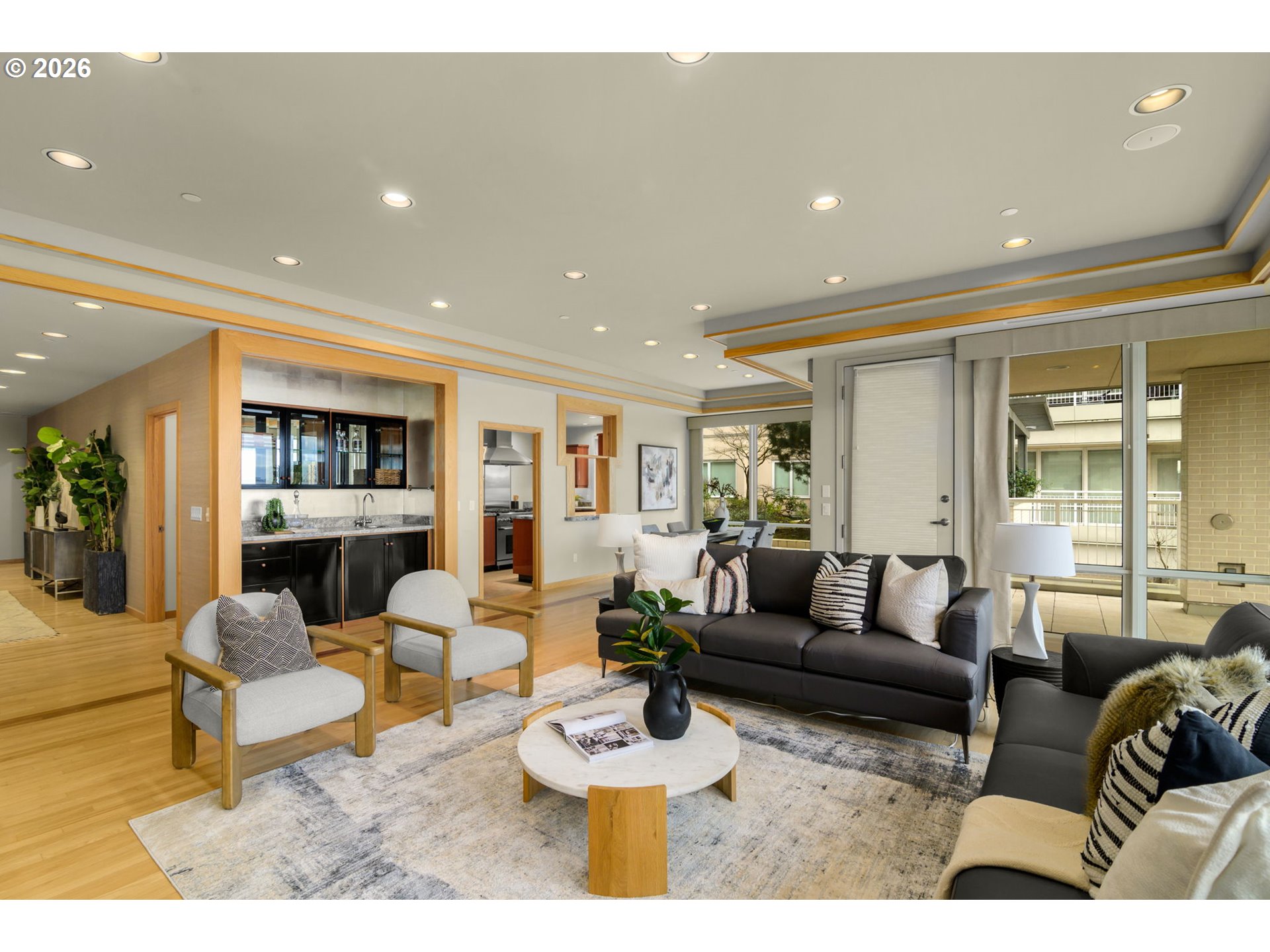 2020 SW MARKET STREET DR 102