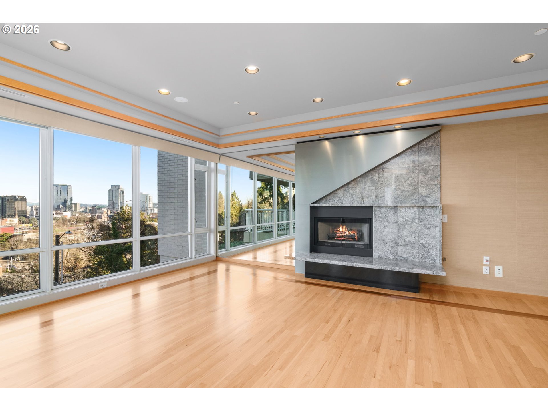 2020 SW MARKET STREET DR 102