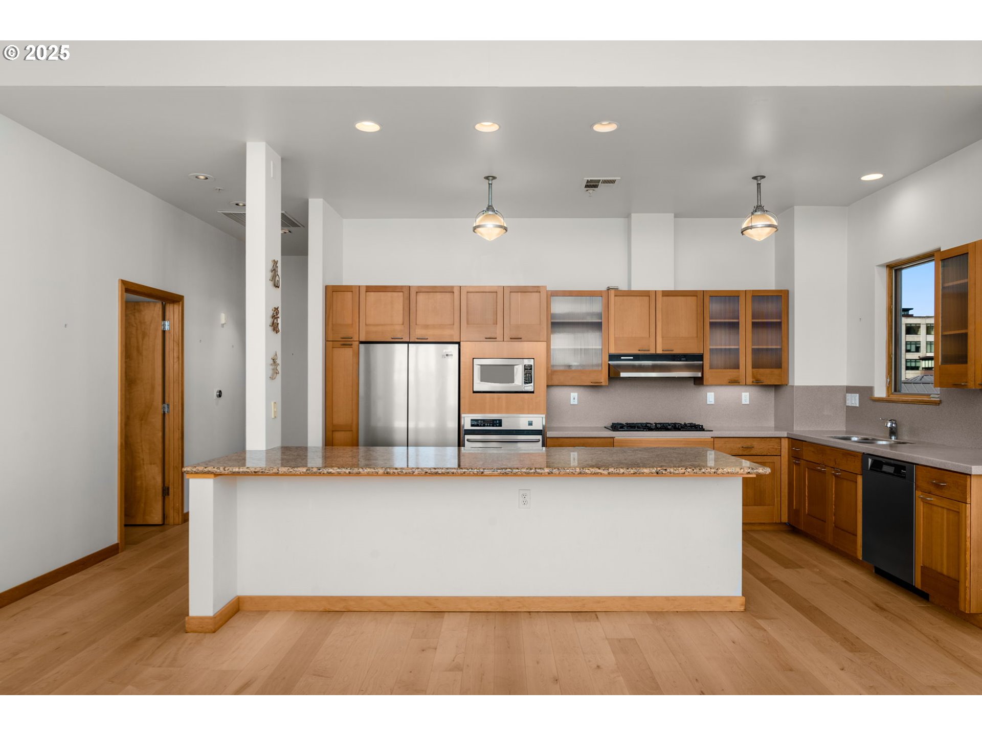 821 NW 11TH AVE 613