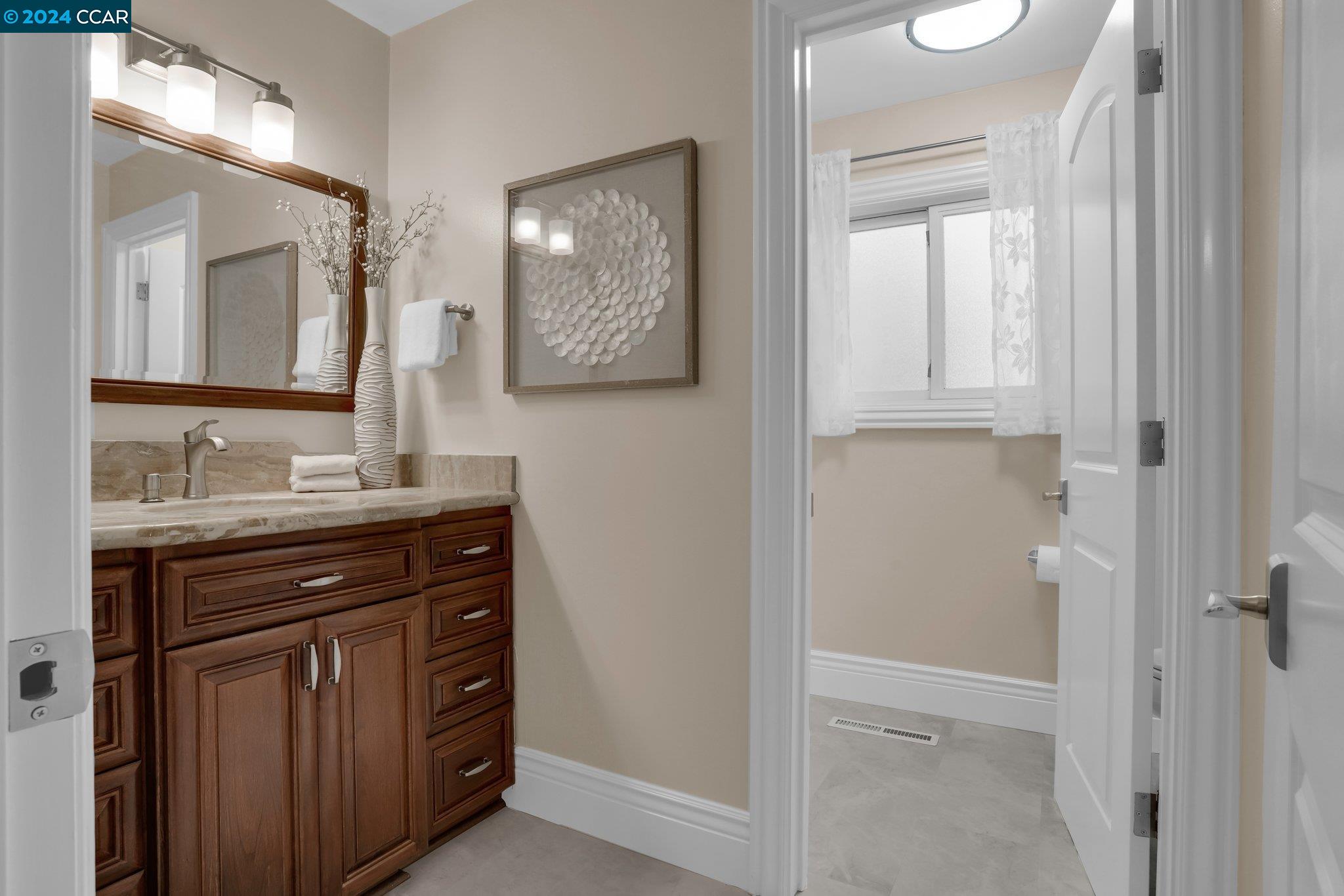 141 Burgess Ct