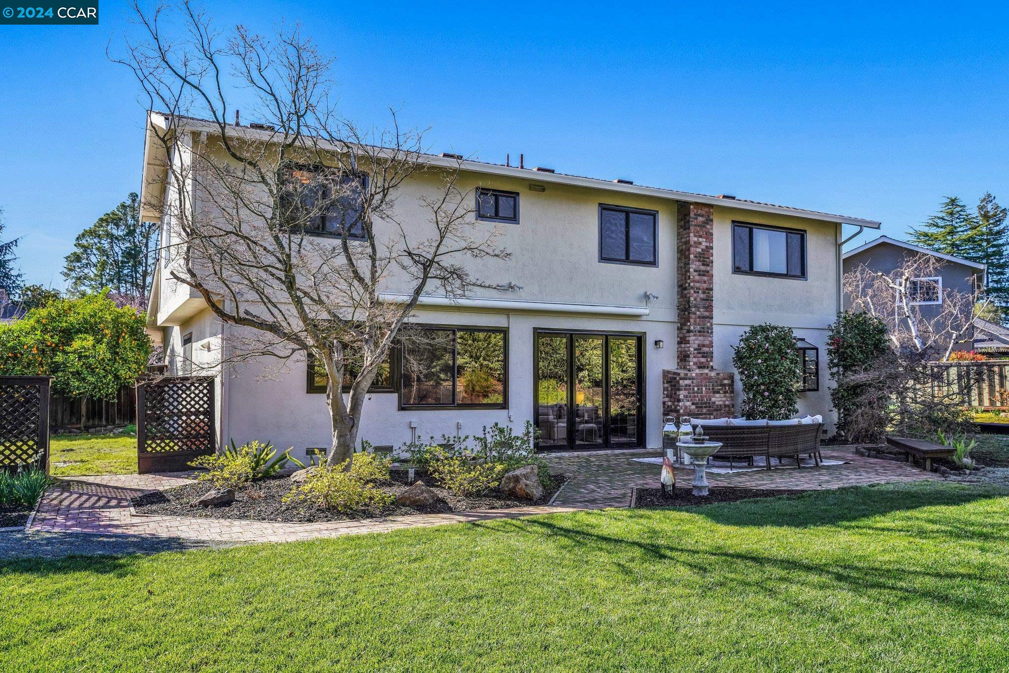 141 Burgess Ct