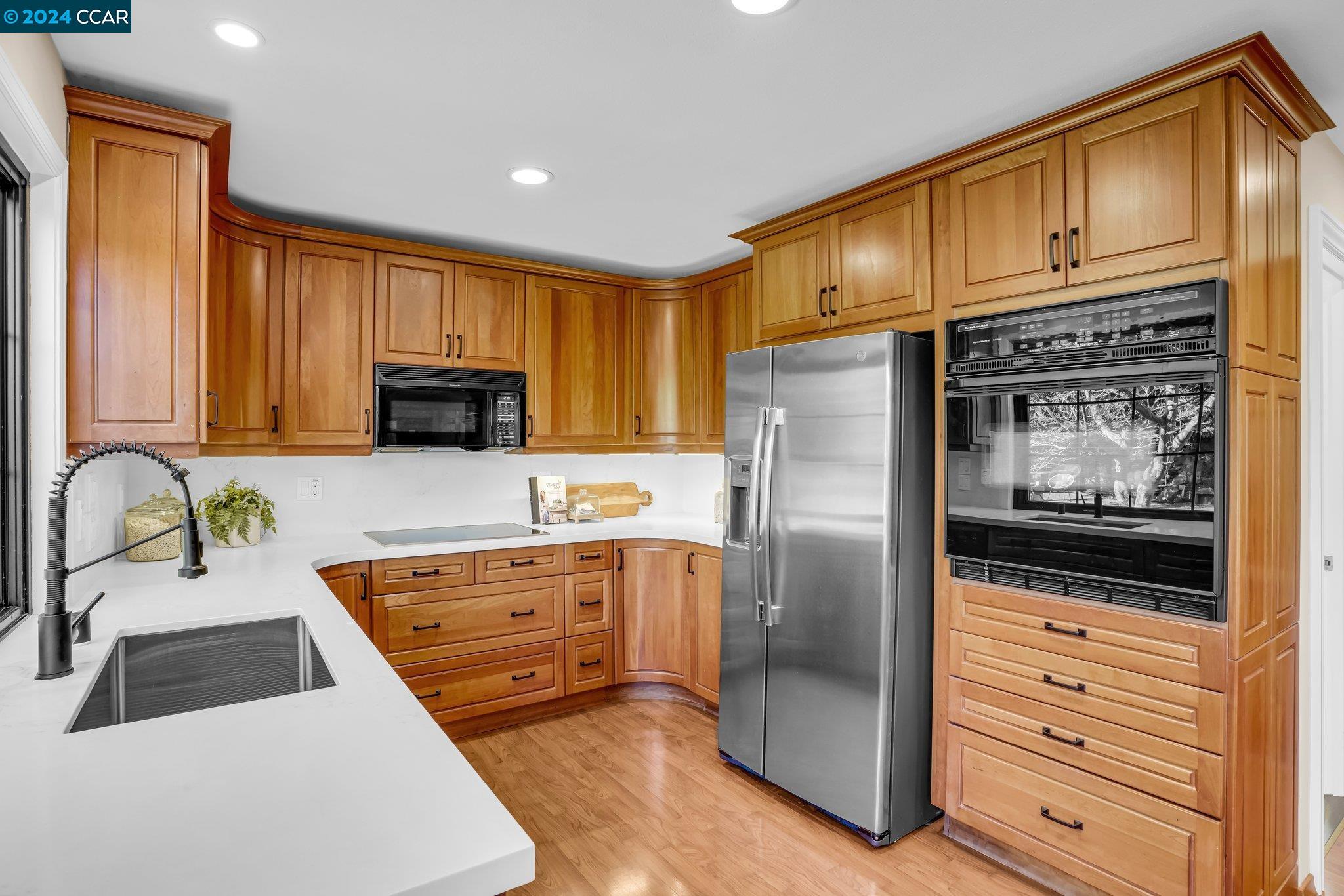 141 Burgess Ct