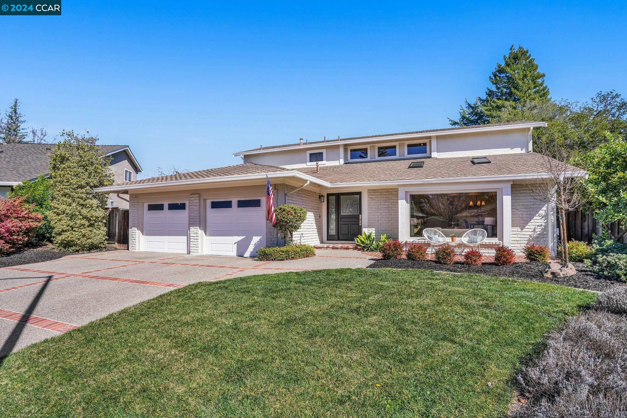 141 Burgess Ct