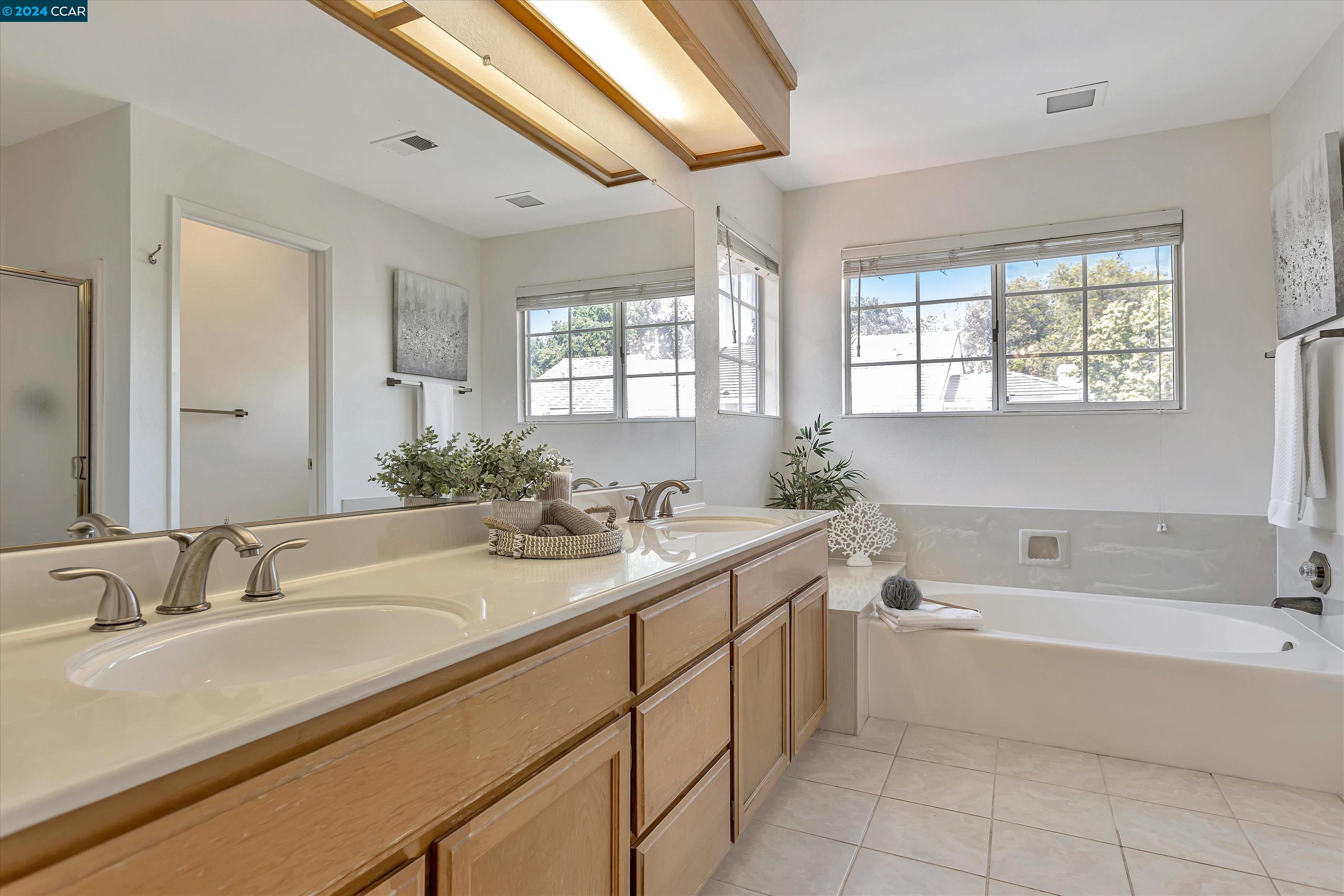 5224 Pebble Glen Dr